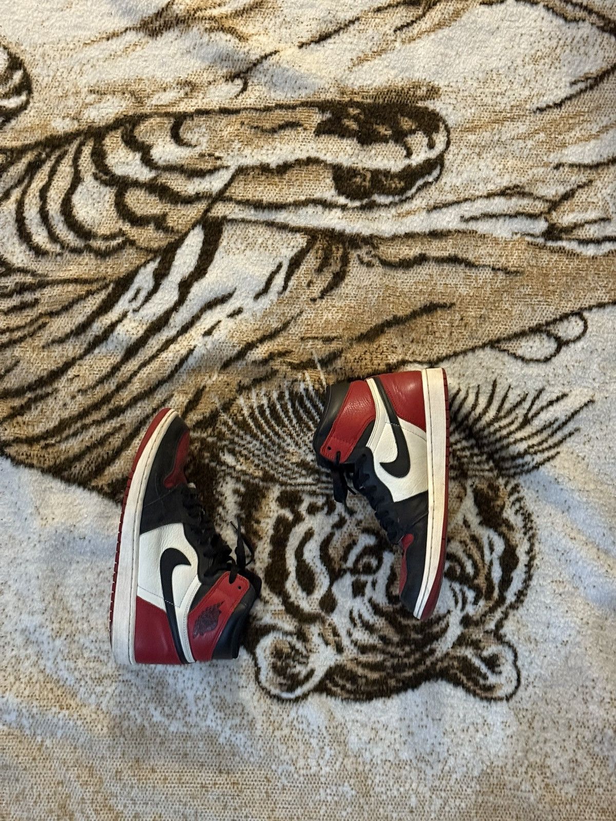 Jordan Brand Jordan 1 Bred Toe High OG Size US 10 / EU 43 - 2 Thumbnail