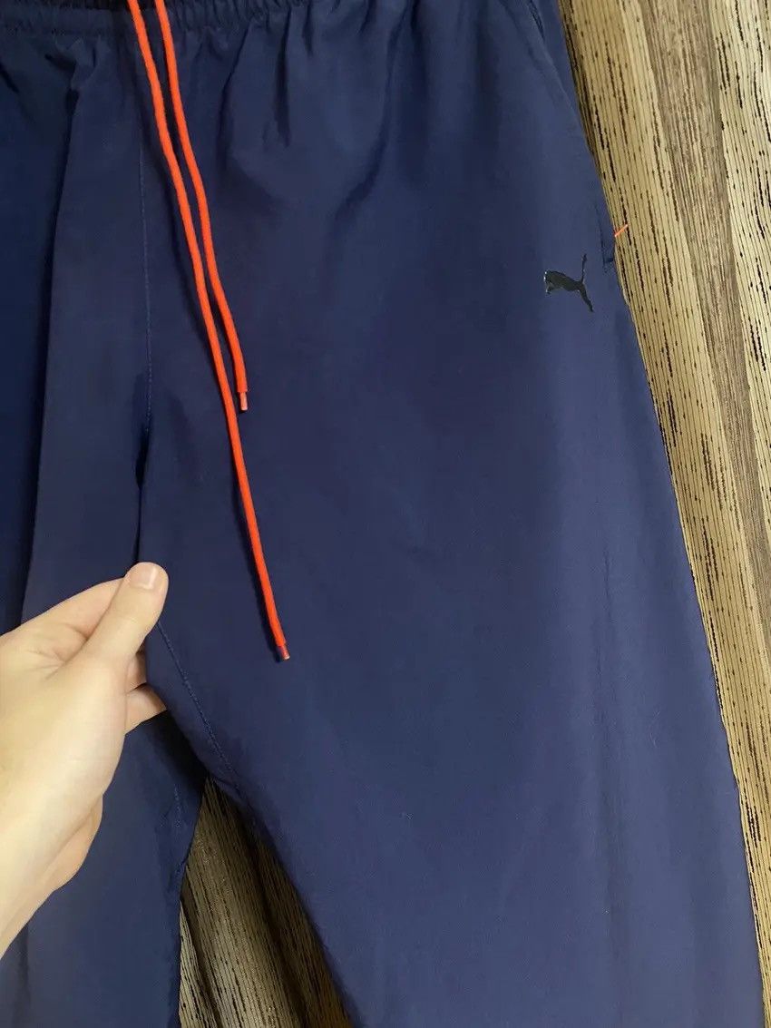 Puma × Vintage Vintage Puma Soccer Navy Pants Italy Baggy Track Bottoms Size US 36 / EU 52 - 5 Thumbnail