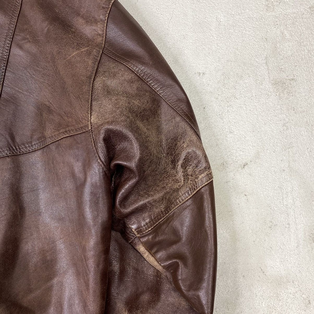 Vintage Leather jacket with lining vintage bomber boxy oversize Size US XL / EU 56 / 4 - 9 Thumbnail