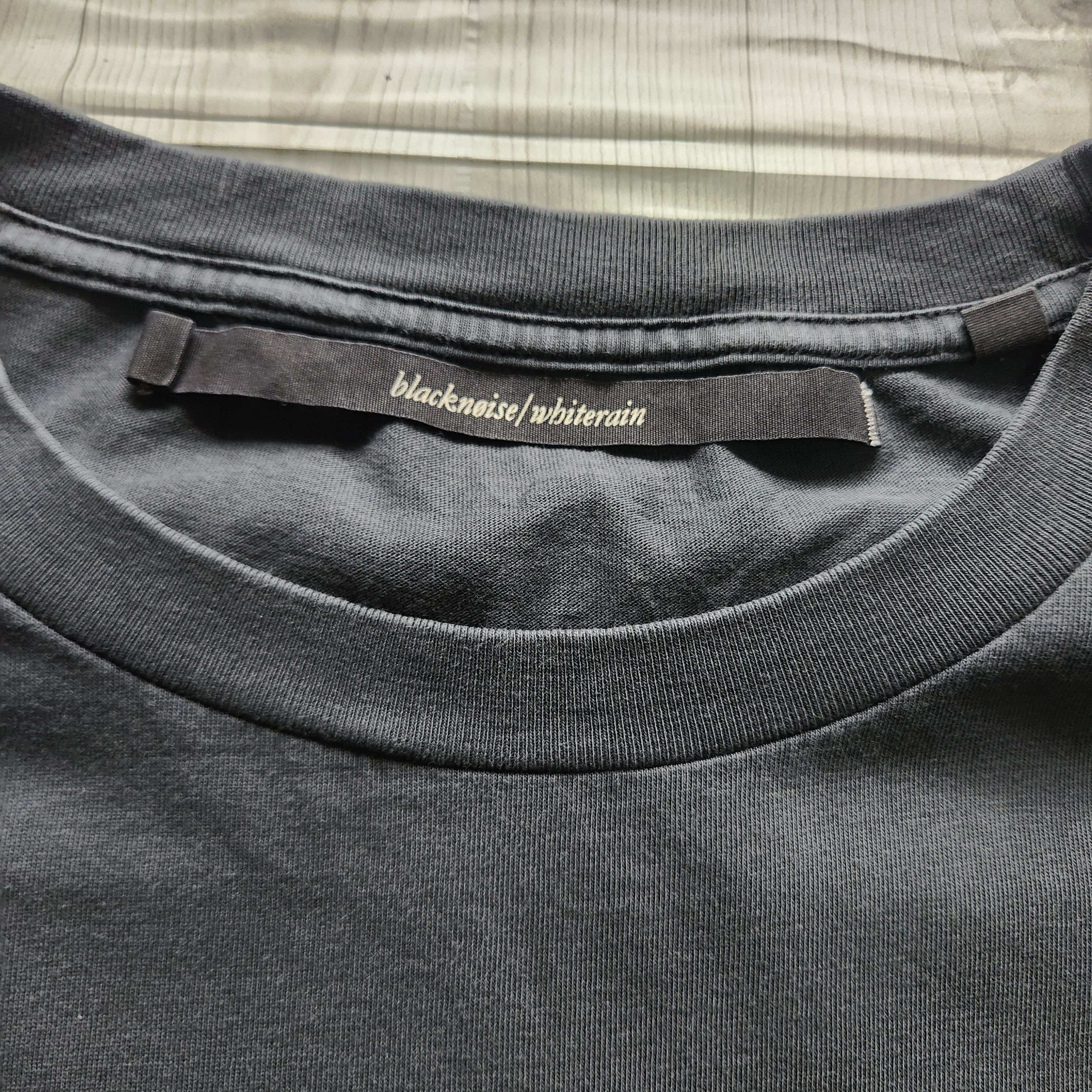 Black Noise White Rain Black Noise White Rain Plain Black TShirt Size US L / EU 52-54 / 3 - 12 Thumbnail