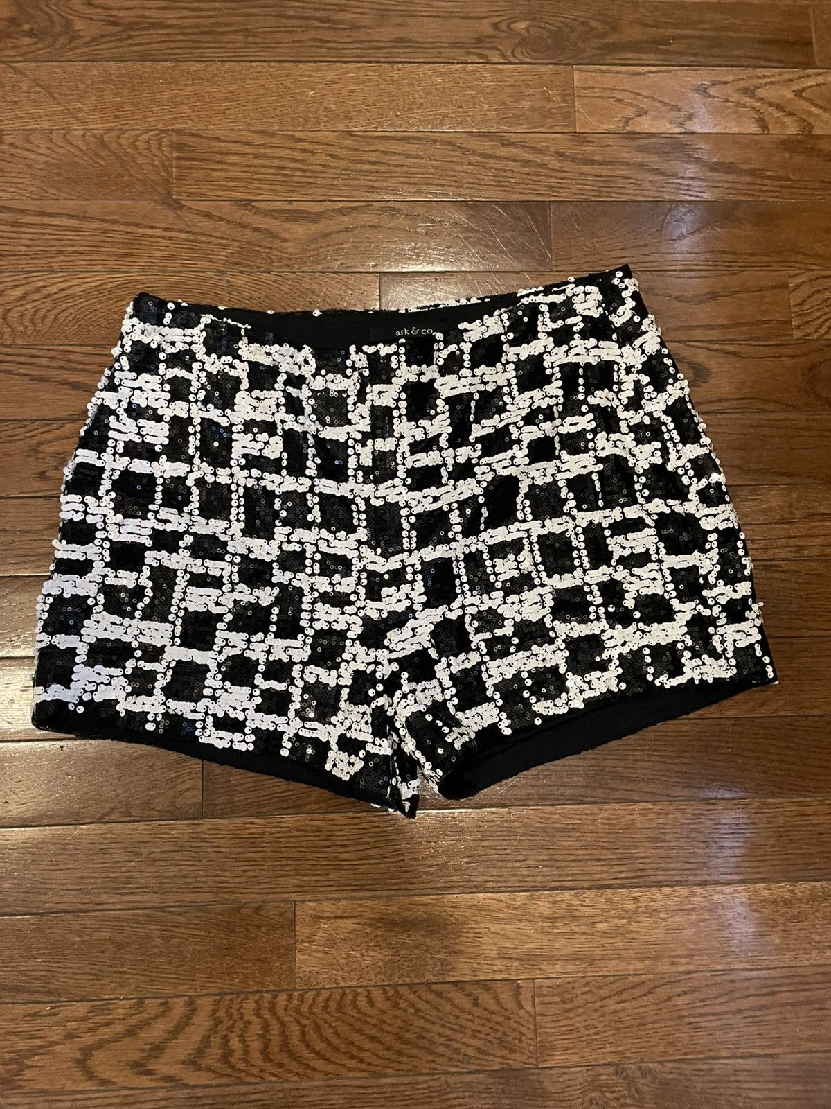 Other Ark & Co white & black denim checkered print shorts Size 32" / US 10 / IT 46 - 5 Thumbnail