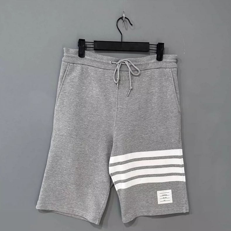Thom Browne Thom Browne Size 2 Classic striped shorts 2506-Nextarrow Size US 29 - 1 Thumbnail