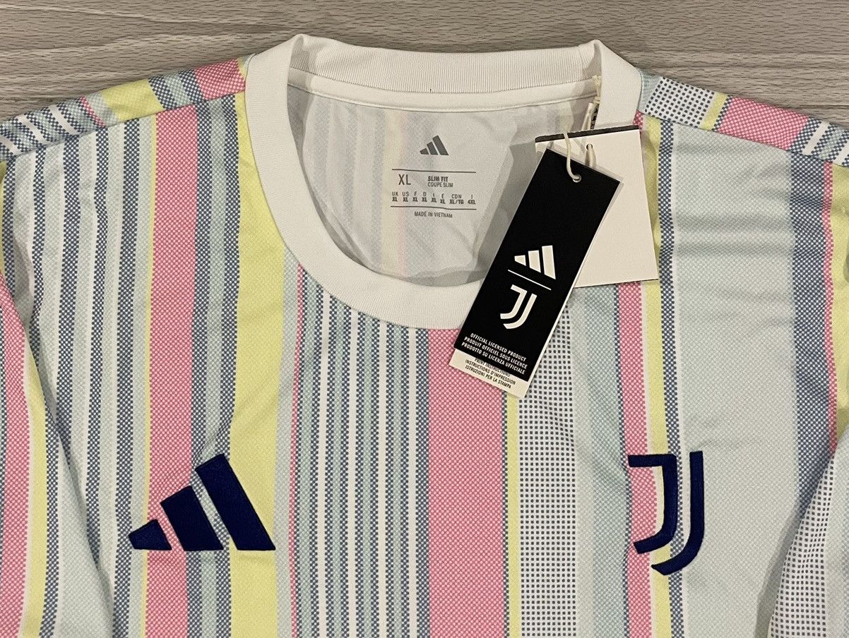Adidas Adidas 2025/26 Juventus Soccer Jersey Pastel Men’s Size XL Size US XL / EU 56 / 4 - 2 Thumbnail