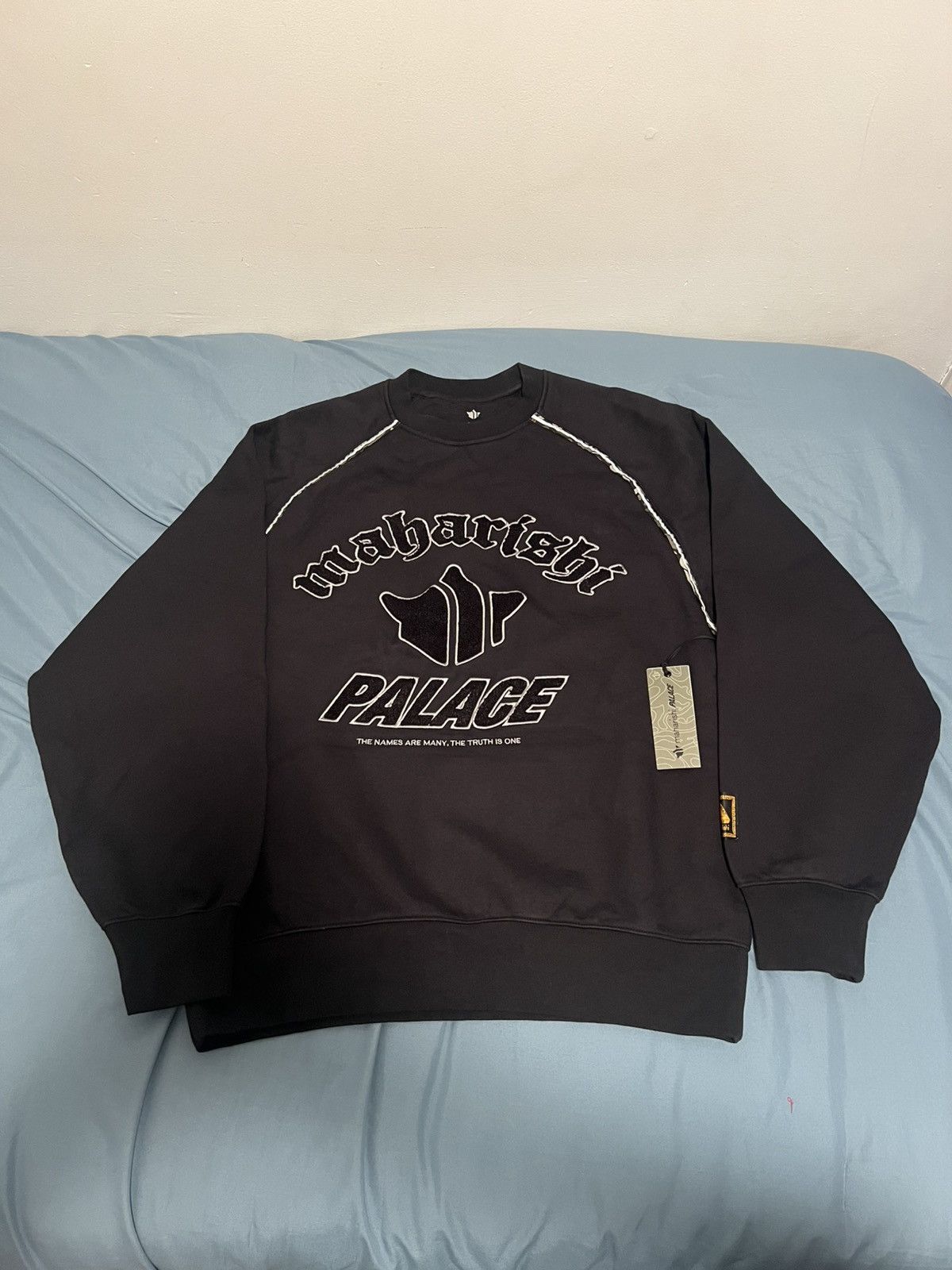 Maharishi × Palace Palace Maharishi Temple Crew Black Size Medium Size US M / EU 48-50 / 2 - 1 Thumbnail