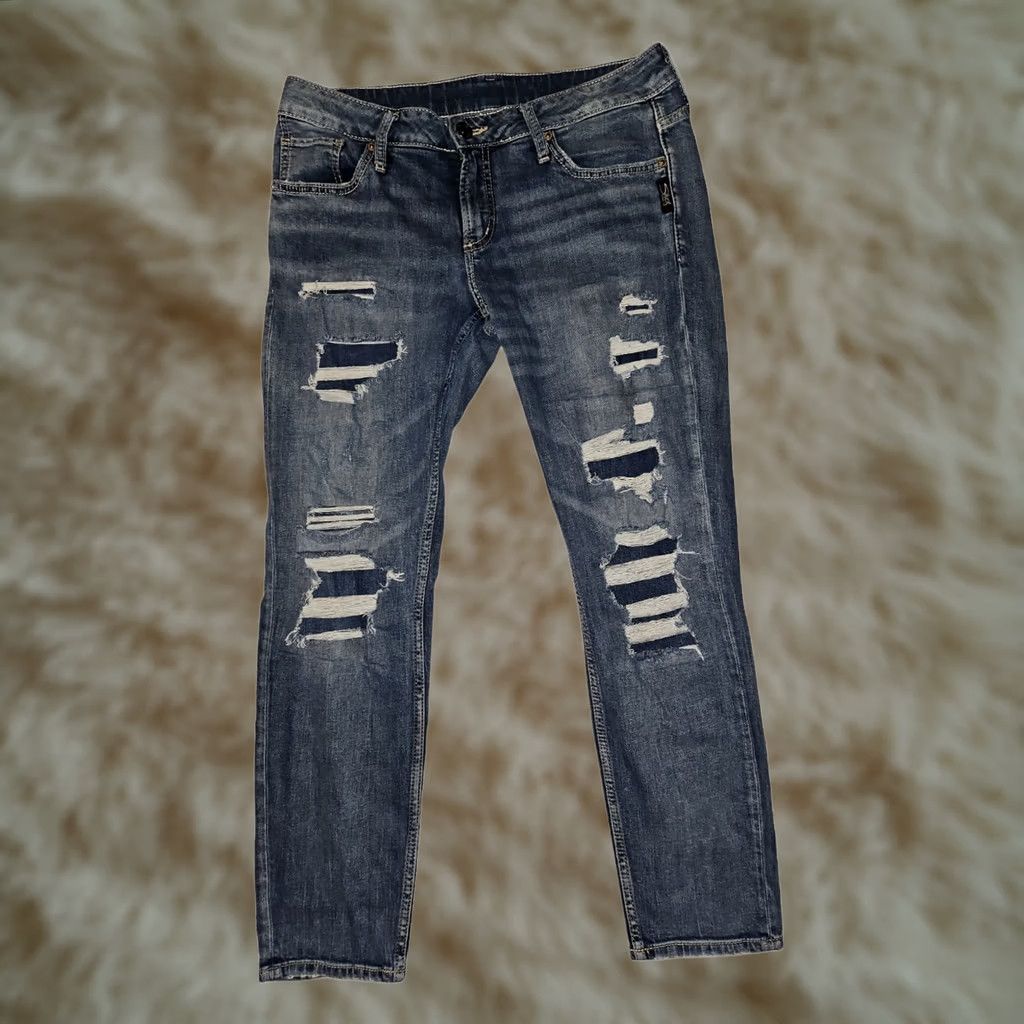 Silver Jeans Co. VINTAGE Silver Jeans Boyfriend Jeans Women's 29 Regular 27in Inseam Blue Distressed Stretch Logo 5-Pocket City Preppy Mens Womens Boys Girls? Size 29" - 1 Thumbnail