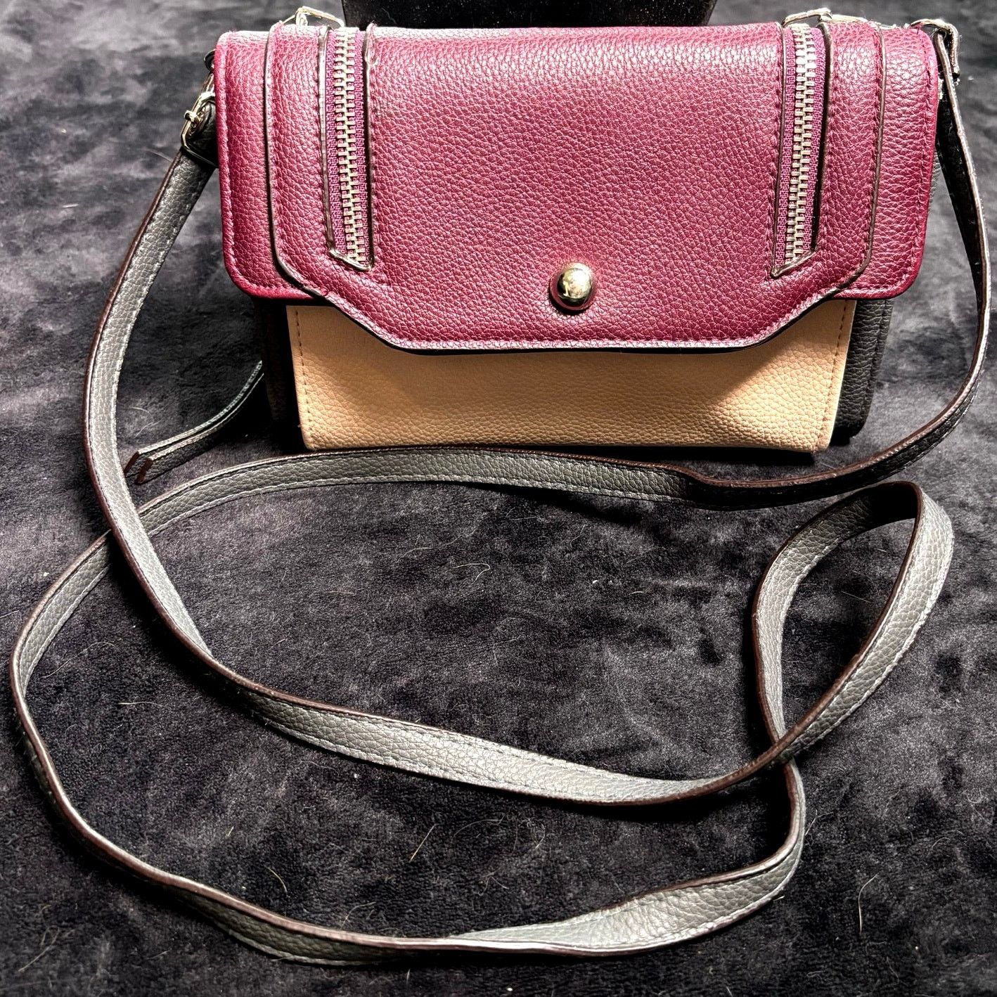 Jessica Simpson Black & Burgundy Jessica Simpson Purse Size ONE SIZE - 8 Thumbnail