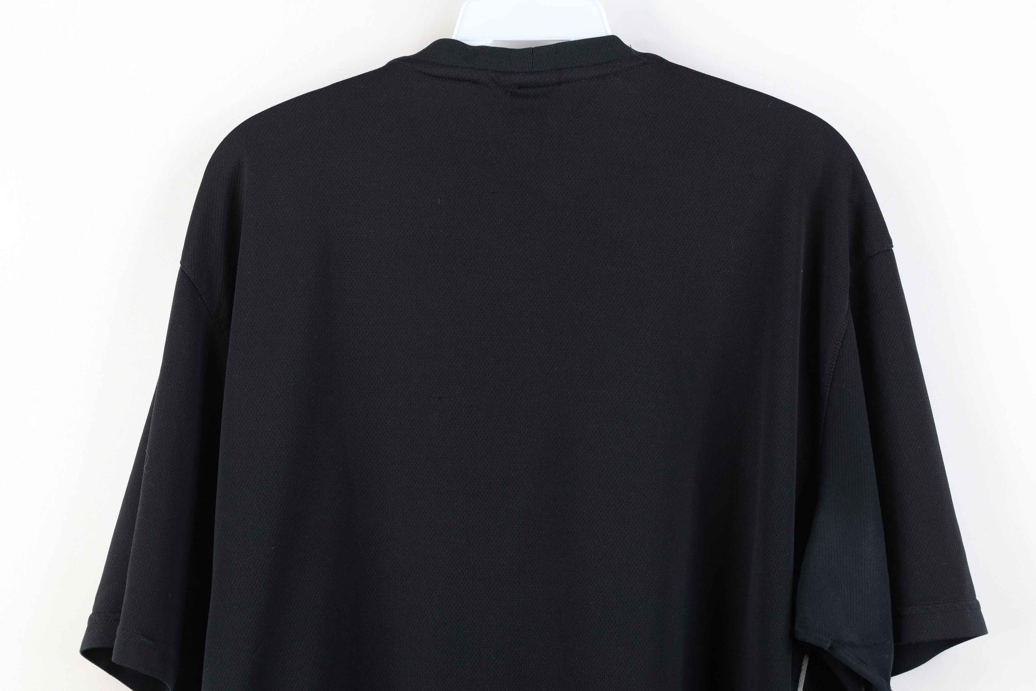 Nike Vintage Y2K Nike Travis Scott Mini Swoosh Knit T-Shirt Size US L / EU 52-54 / 3 - 14 Thumbnail