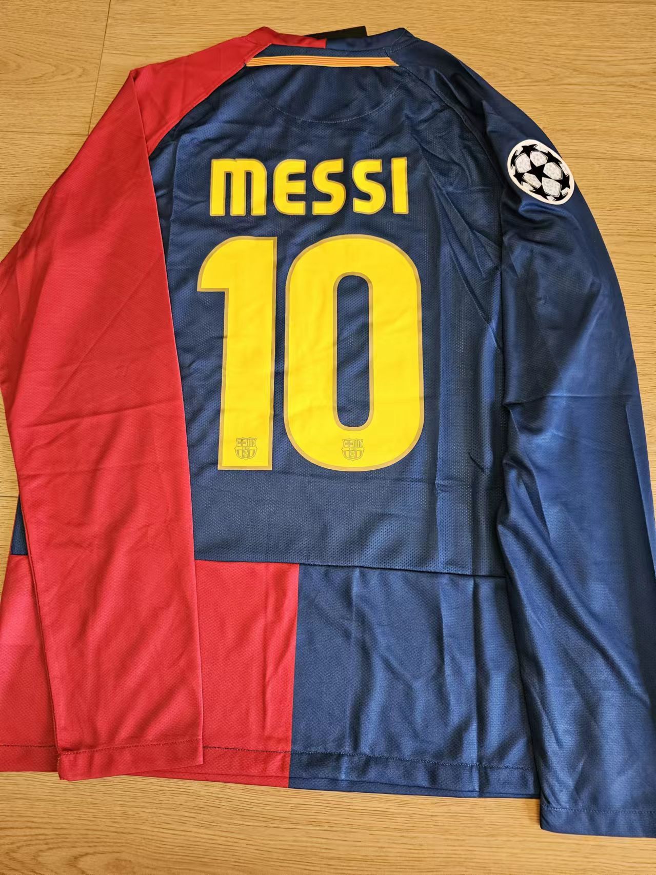 2009 Barcelona 10 Messi Jersey Home Longsleeve M