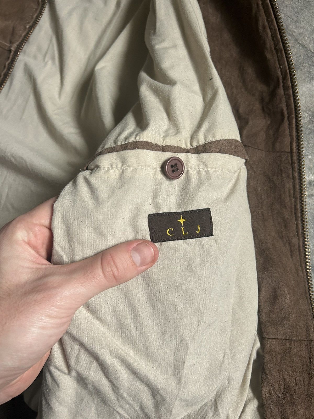 Vintage Vintage Pig Suede Leather Bomber Jacket Distressed Size 52 Size US L / EU 52-54 / 3 - 10 Thumbnail