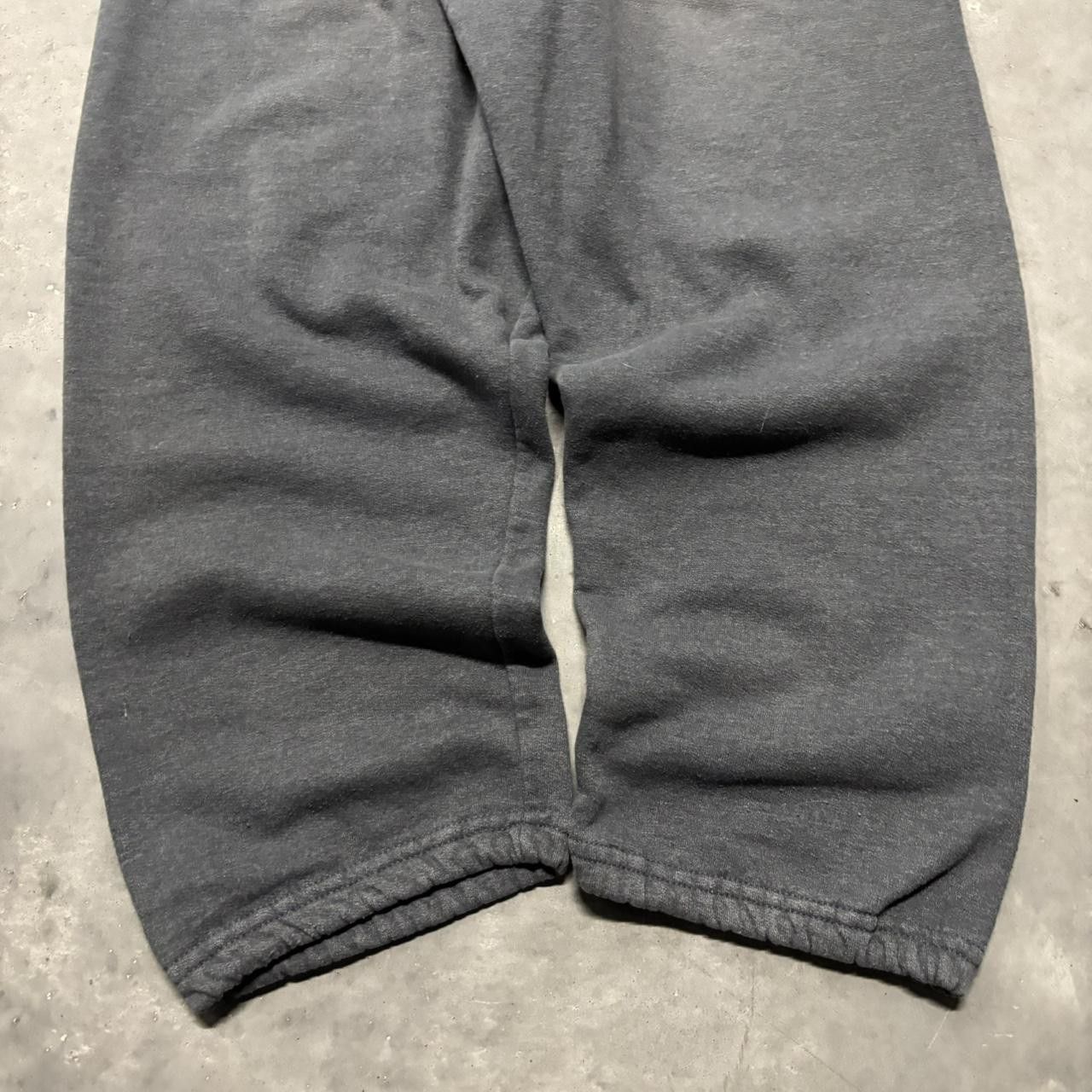 Japanese Brand × Vintage Crazy Vintage Y2K/2000s Faded Grey Skater Essential Sweatpants! Size US 30 / EU 46 - 5 Thumbnail