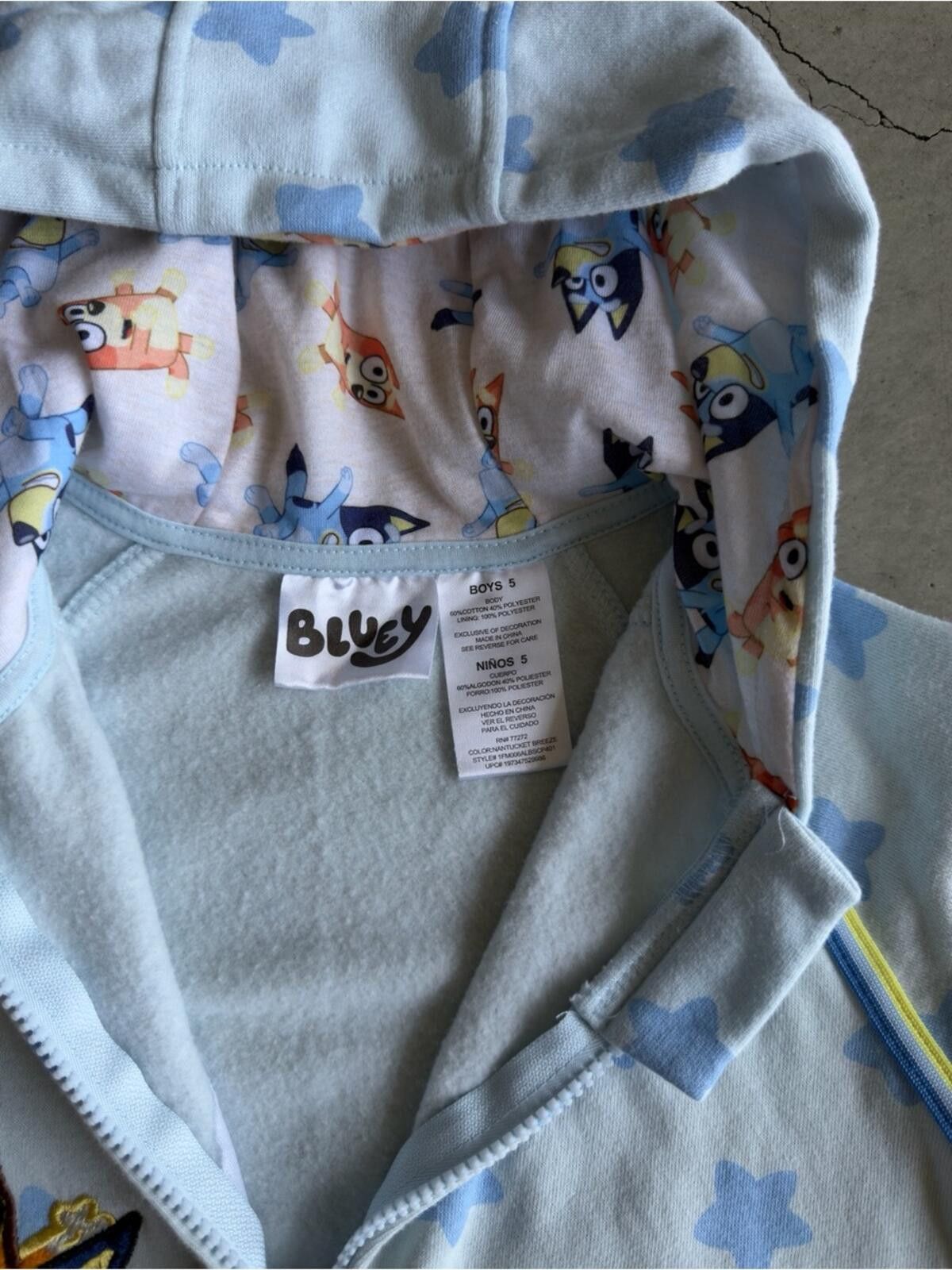 Blue Blue Japan Bluey / Character Zip Hoodie / Boys Size 5 Size US XXS / EU 40 - 9 Thumbnail