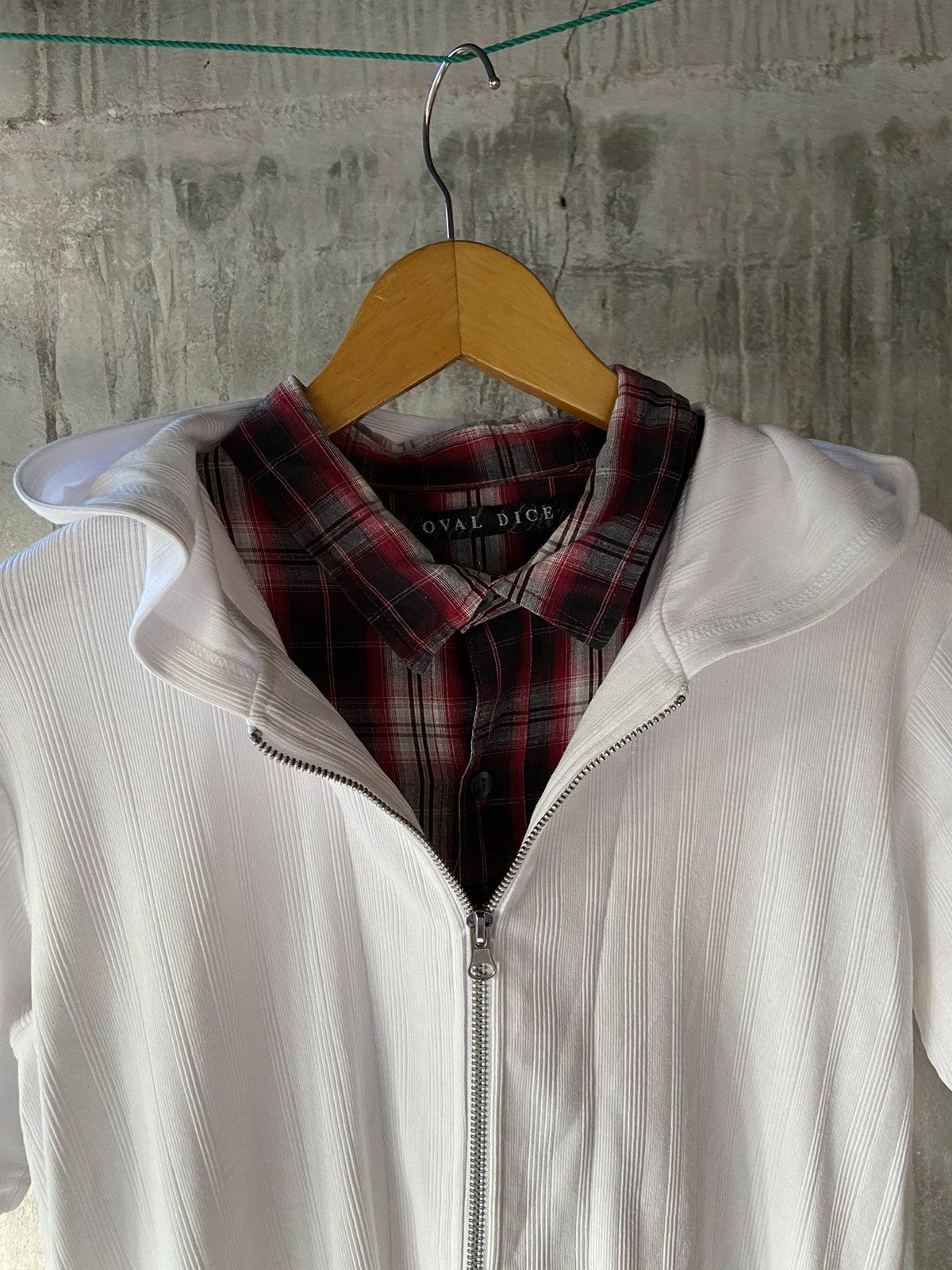 Beauty Beast × Hysteric Glamour × Japanese Brand DOUBLE LAYER OVAL DICE BUTTON SHIRT ZIP STYLE Size US L / EU 52-54 / 3 - 9 Thumbnail