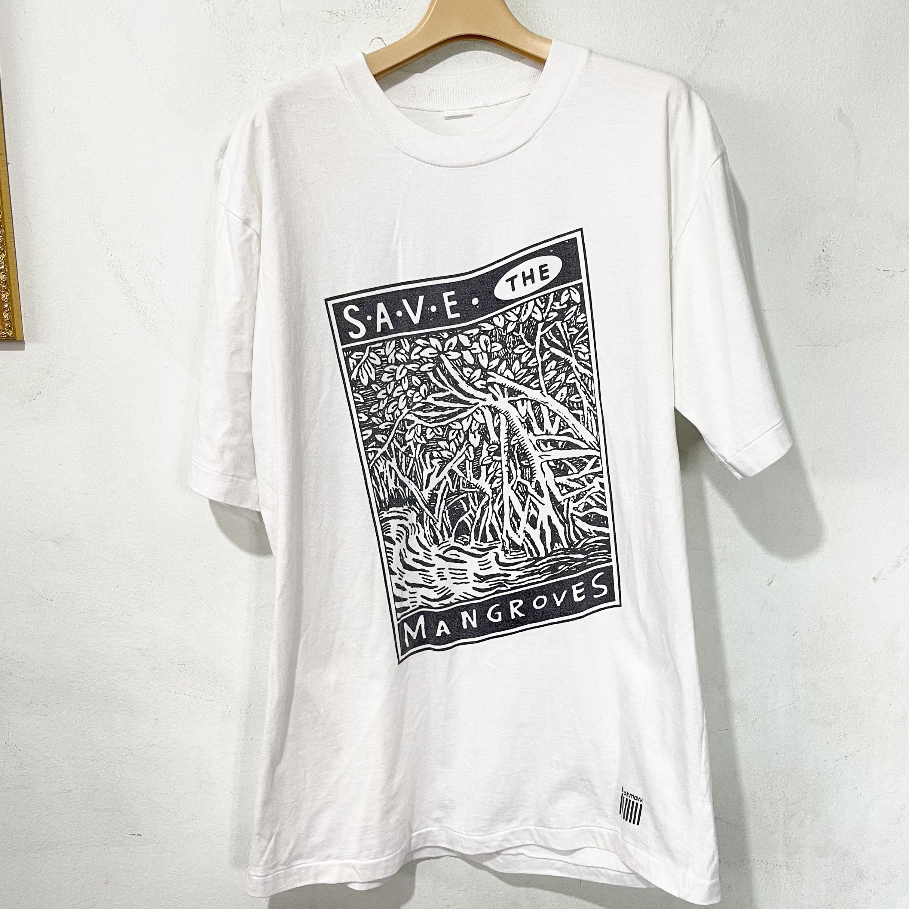 Vintage Vintage 90s Save the Mangroves T-Shirt Size US L / EU 52-54 / 3 - 1 Thumbnail