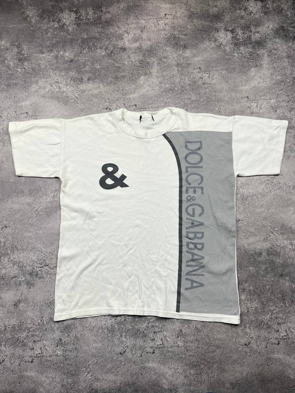 Vintage Vintage Dolce & Gabbana Tee Size US L / EU 52-54 / 3 - 1 Thumbnail