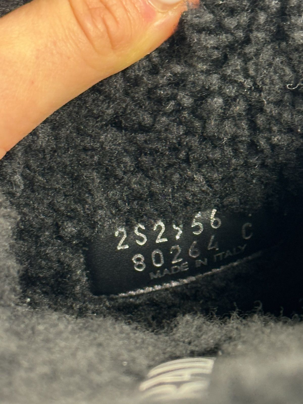 Prada PRADA LOGO SLIP ONS Size US 10 / EU 43 - 4 Thumbnail
