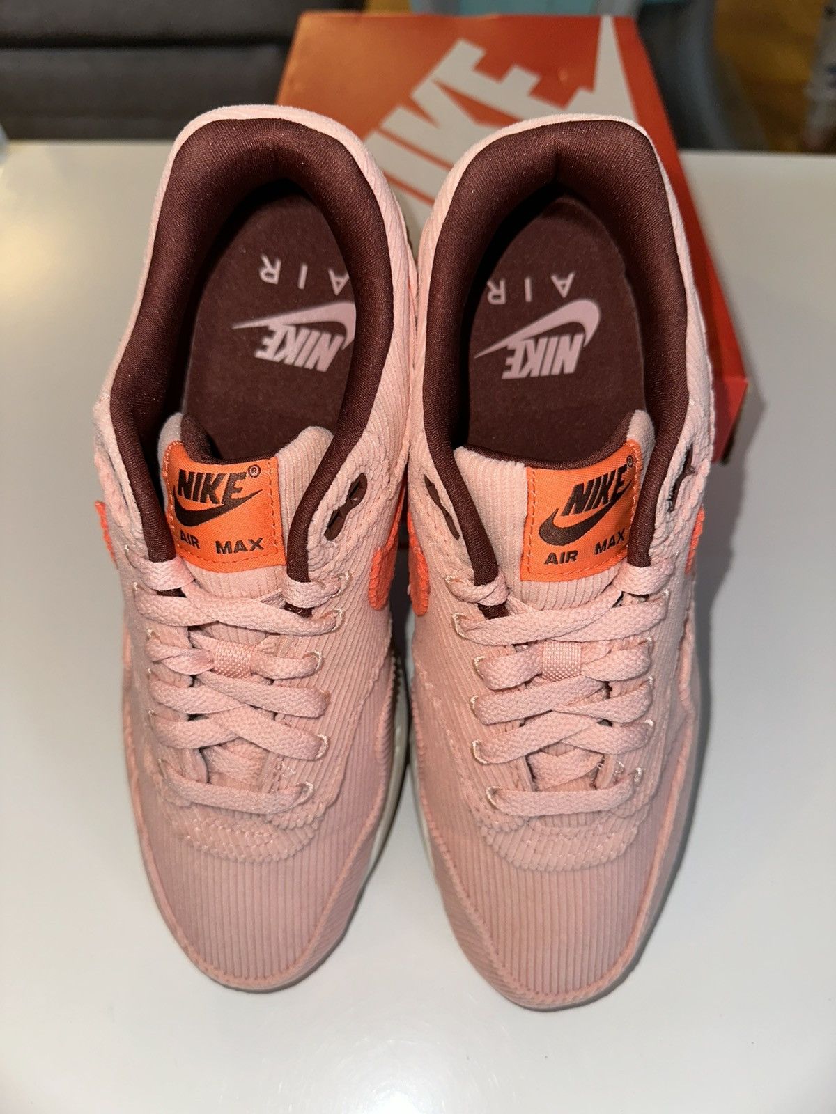 Nike Nike Air Max 1 Corduroy Coral Stardust Size US 7 / EU 40 - 7 Thumbnail
