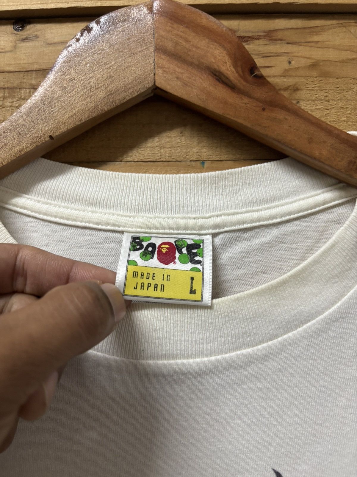 Bape Vintage a bathing ape tshirt Size US L / EU 52-54 / 3 - 4 Thumbnail