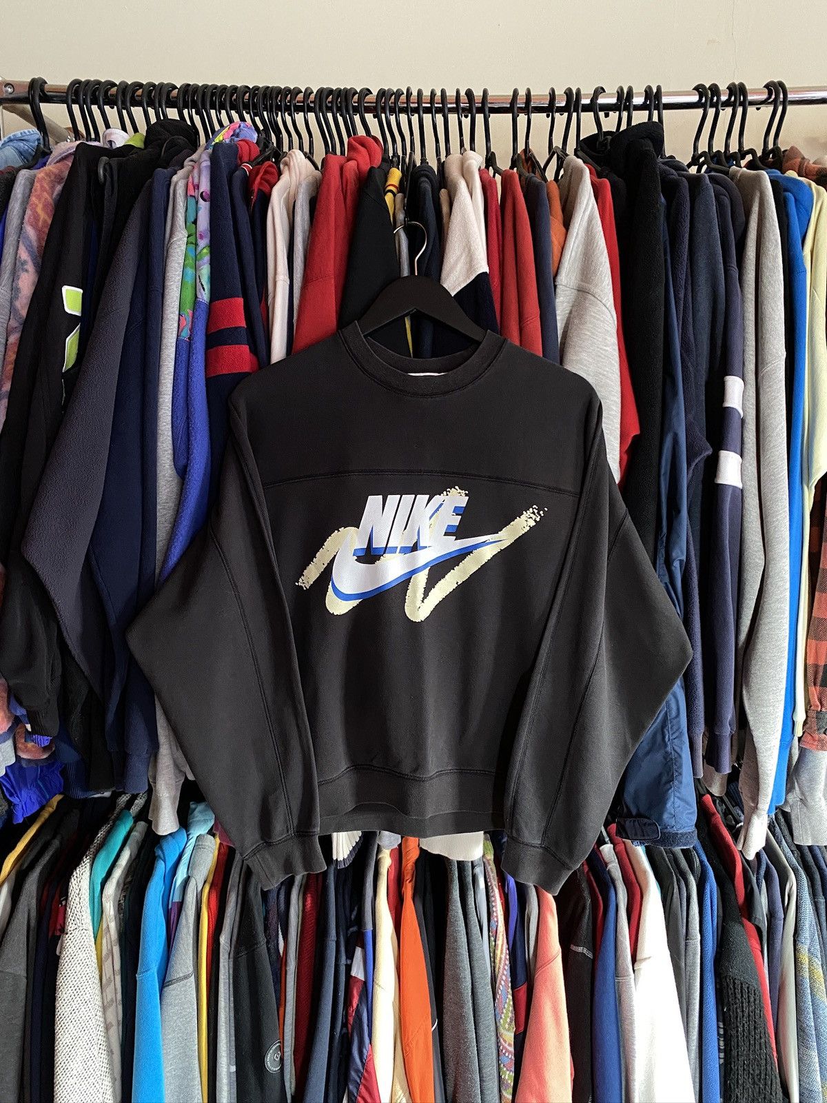 Nike VINTAGE NIKE FADED BIG LOGO SWEATSHIRT Y2k Size US S / EU 44-46 / 1 - 1 Thumbnail