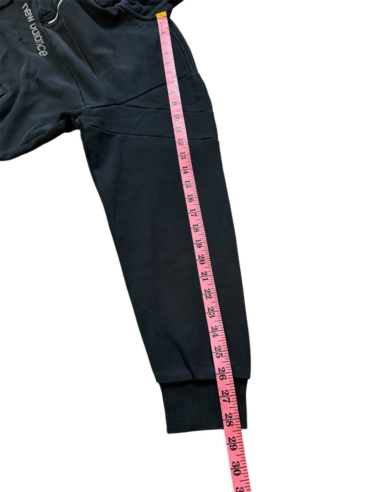 New Balance NEW BALANCE SPELLOUT HALF ZIPPER HOODIE SWEATSHIRT Size US M / EU 48-50 / 2 - 15 Thumbnail