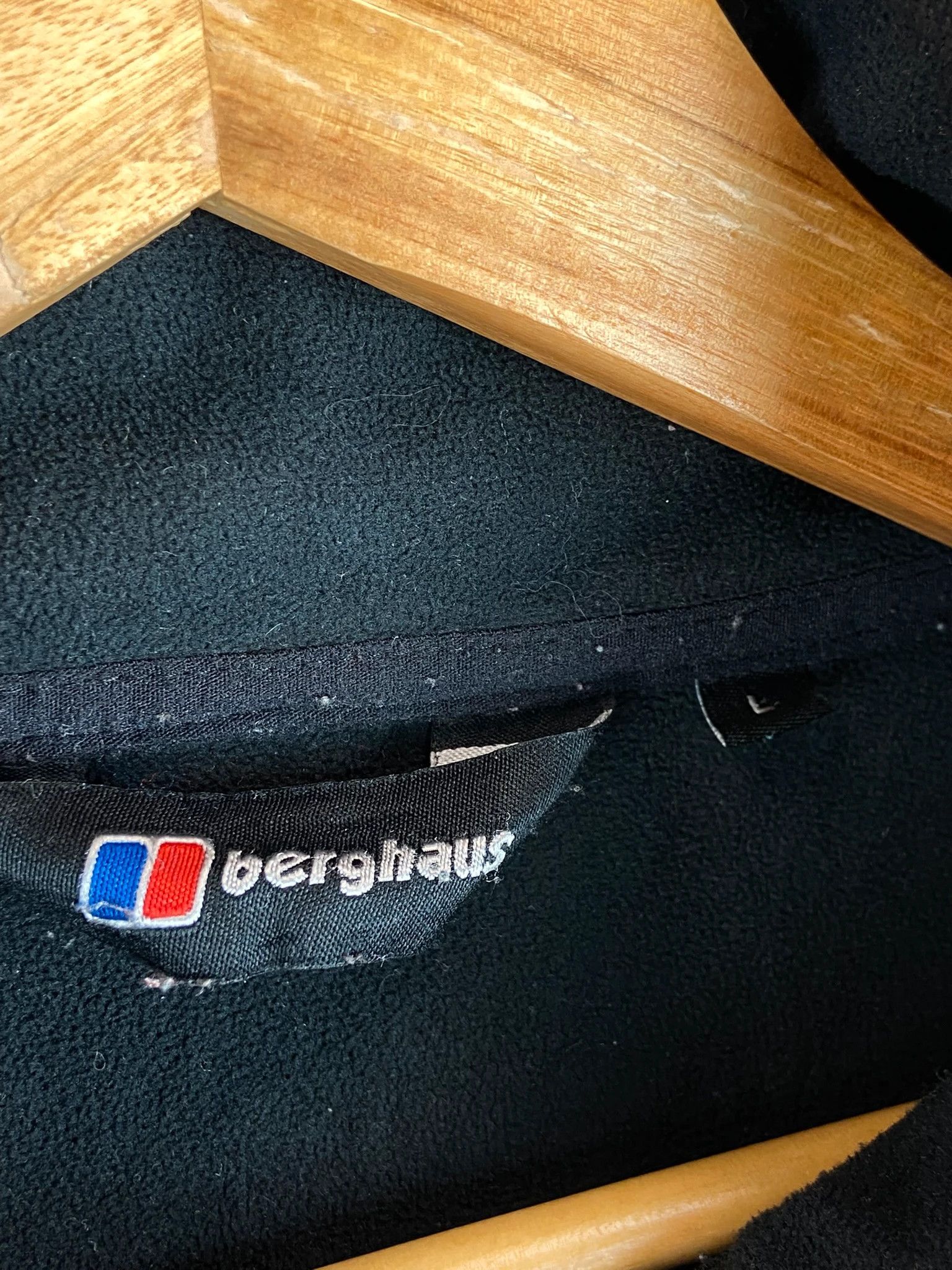 Berghaus Berghaus black full zip fleece outdoor jacket L Size US L / EU 52-54 / 3 - 3 Thumbnail