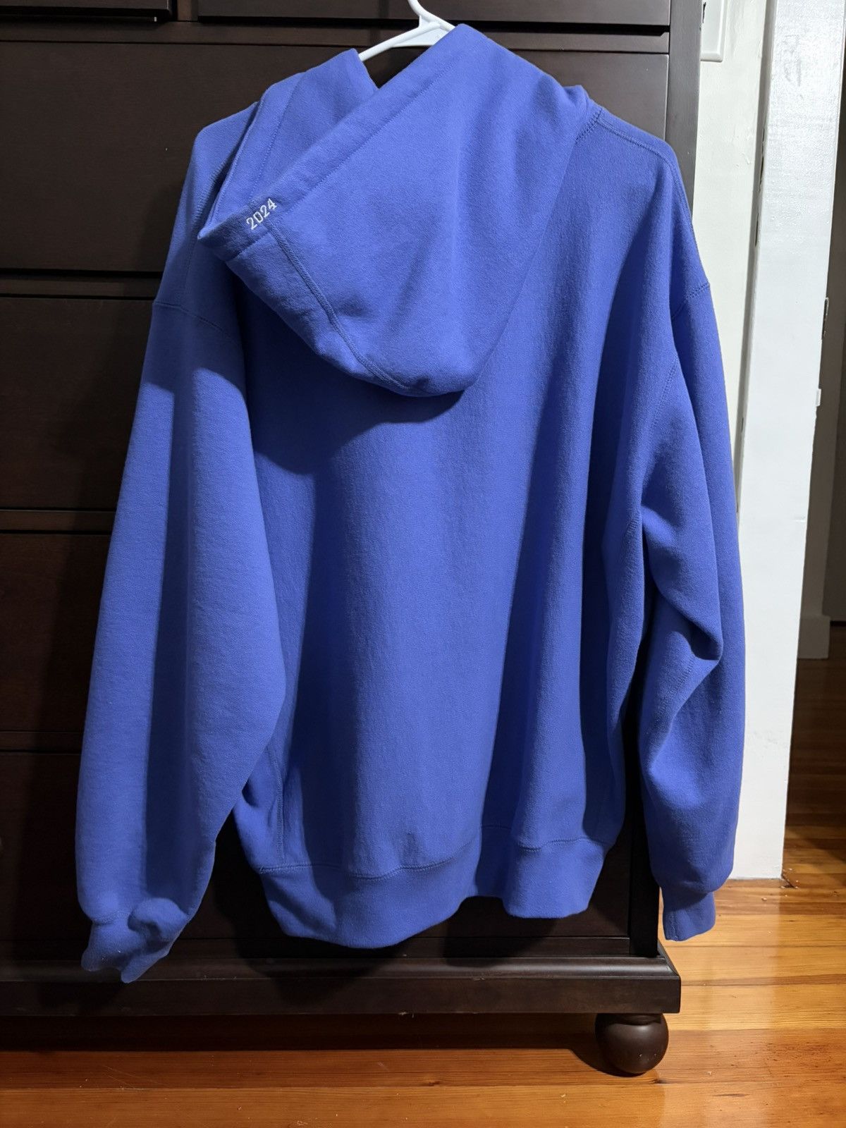 Supreme Supreme futura logo Size US L / EU 52-54 / 3 - 2 Thumbnail