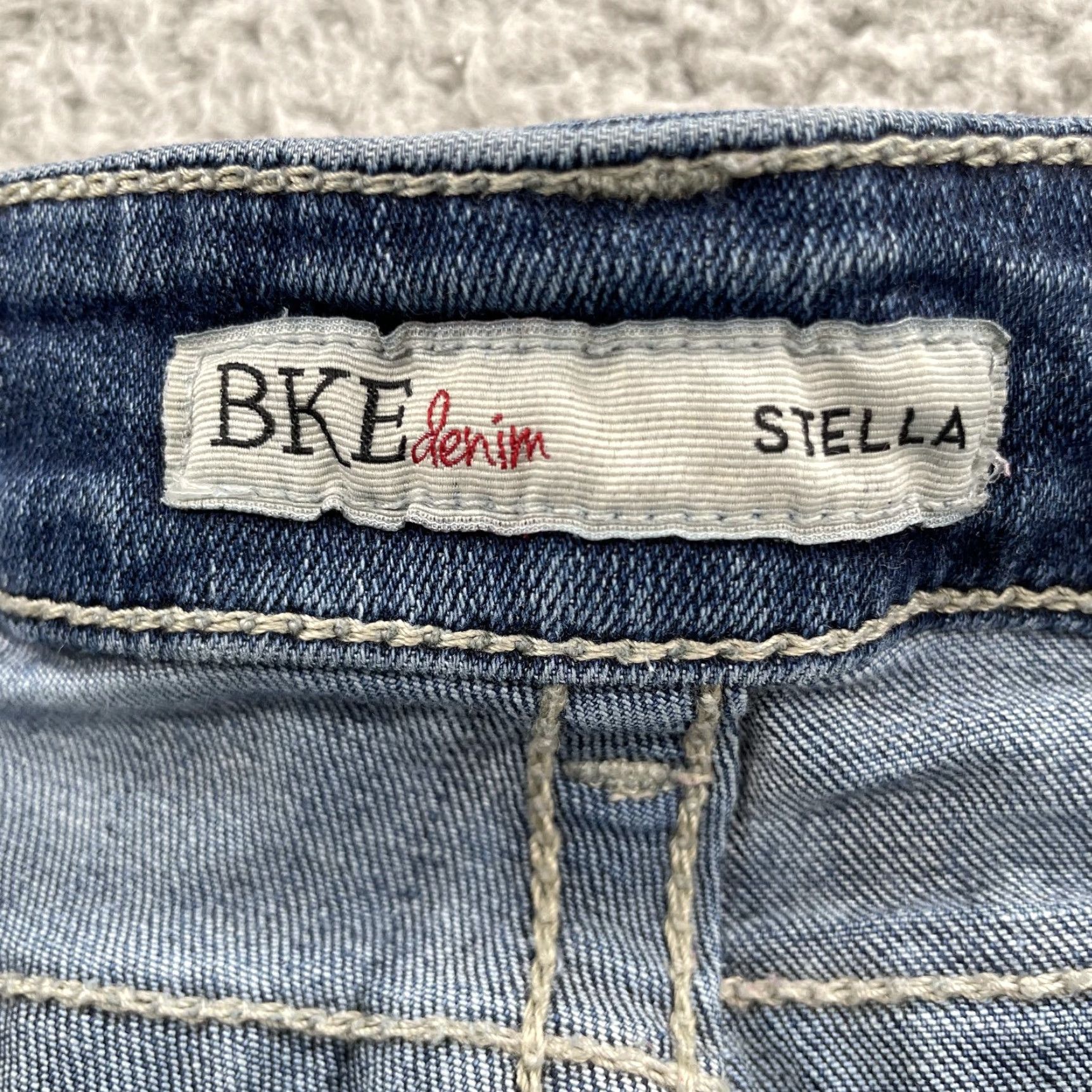 Vintage BKE Stella Jeans Women 30x30 Buckle Jeans Western Cowgirl Y2k 90s 5-Pocket Embroidered Denim Blue Stretch Jeans Womens Size 36" / US 14 / IT 50 - 7 Thumbnail
