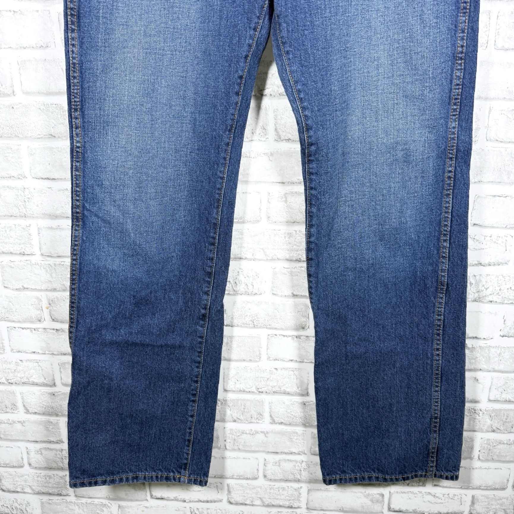 Ariat Ariat Jeans Mens 36x36 Classic Fit Blue Cotton Straight Denim Keywords: Jeans, Ariat, Men, 36x36, Blue, Cotton, Classic Fit, Straight Size US 36 / EU 52 - 3 Thumbnail