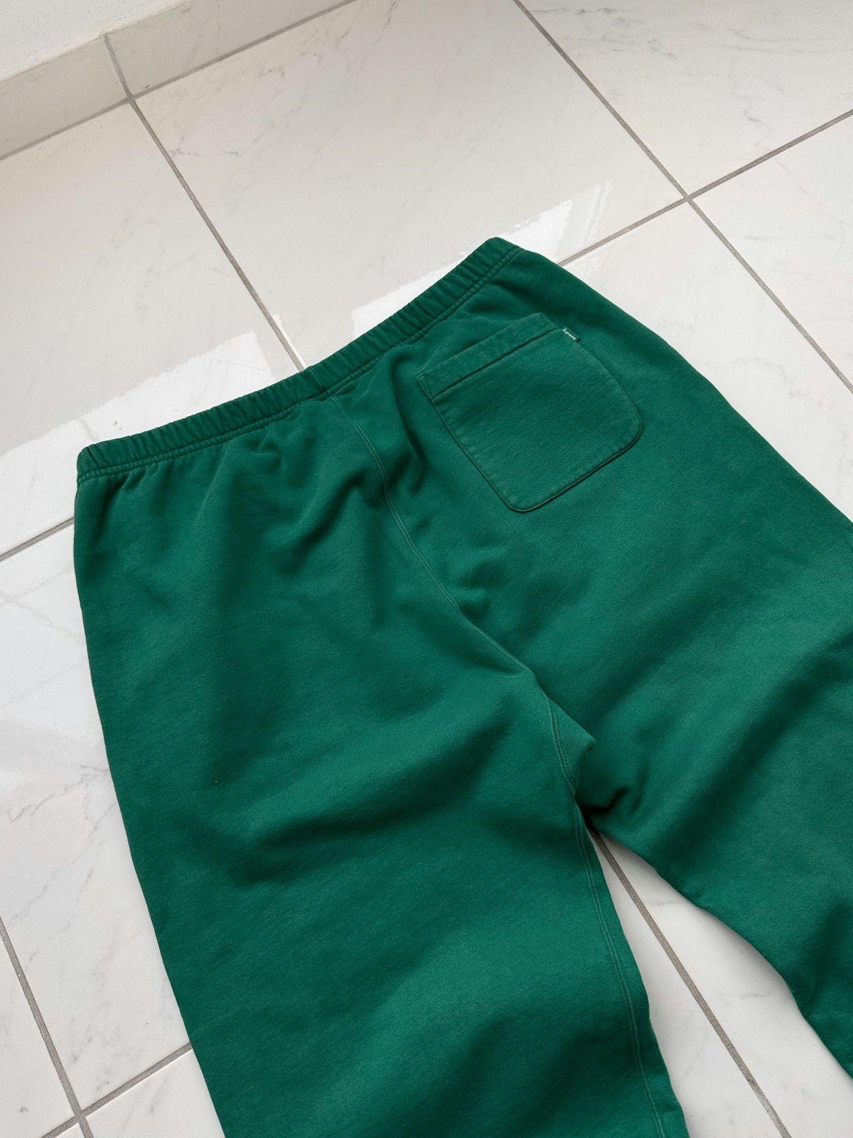 Supreme Supreme Green Sweatpants Size US 34 / EU 50 - 5 Thumbnail