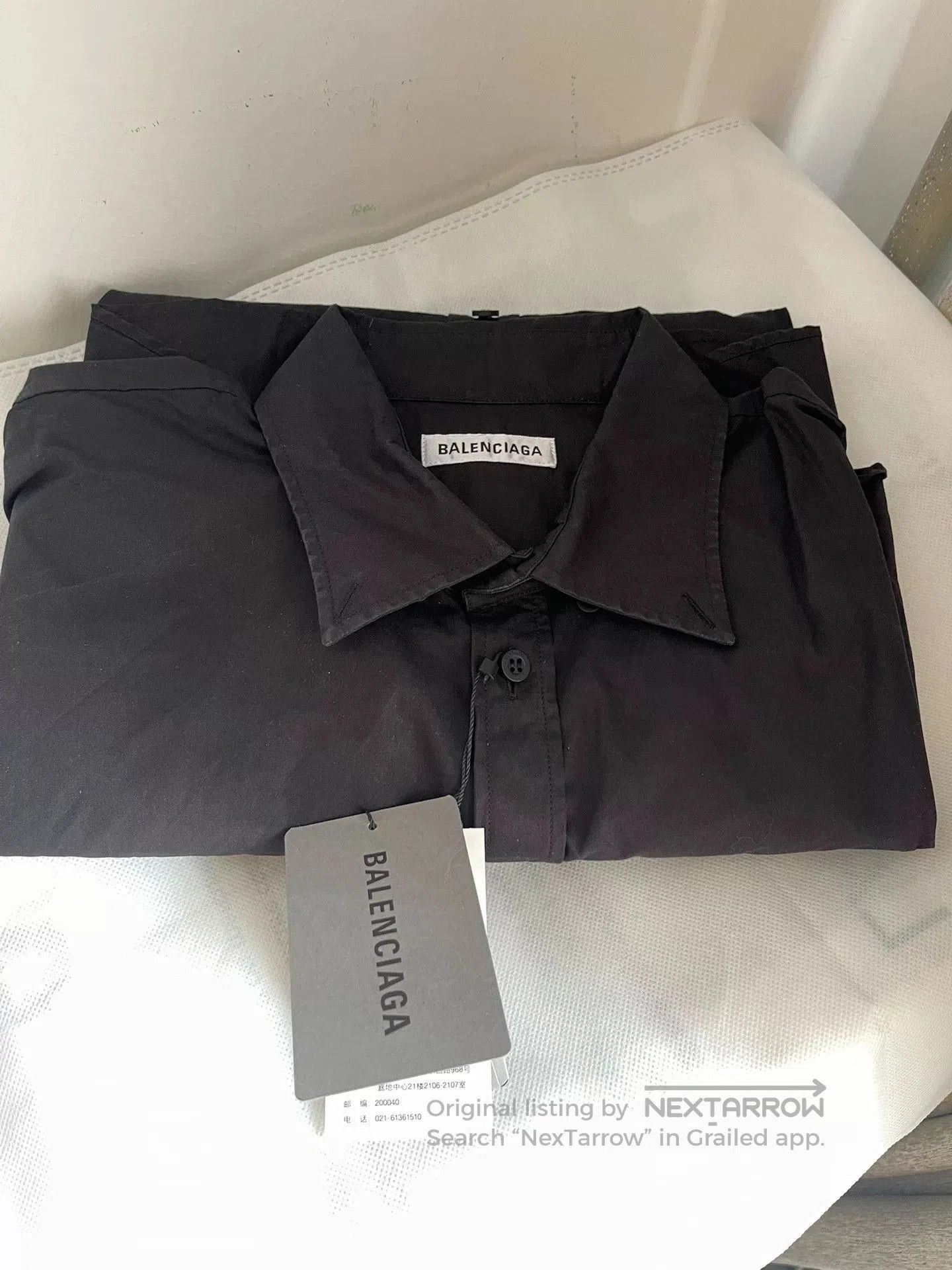 Balenciaga balenciaga qixi crest long sleeve shirt. Size US M / EU 48-50 / 2 - 1 Thumbnail