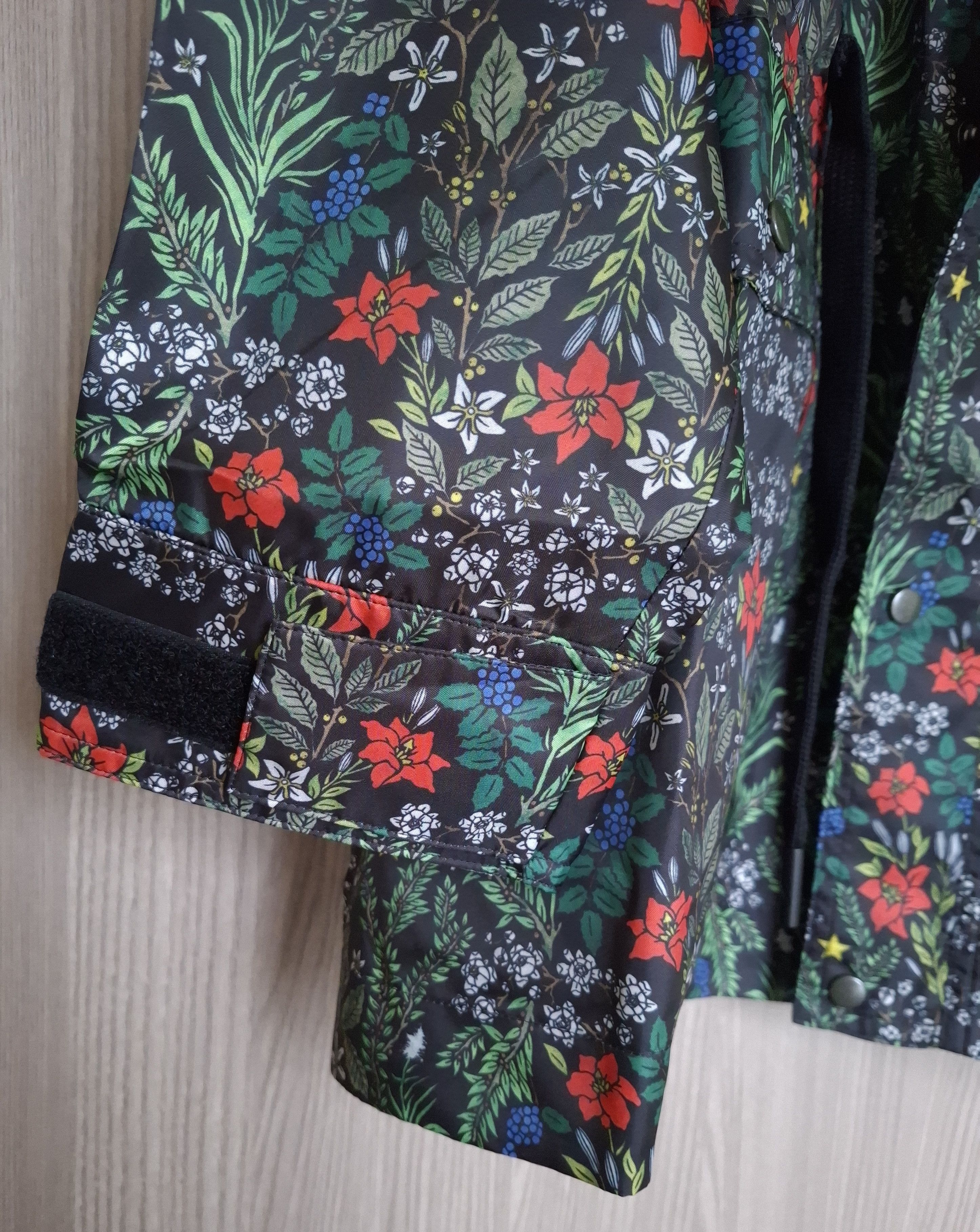 Nike × Riccardo Tisci Nike x Riccardo Tisci Floral Jacket M 827069-010 nikelab rt Size M / US 6-8 / IT 42-44 - 9 Thumbnail