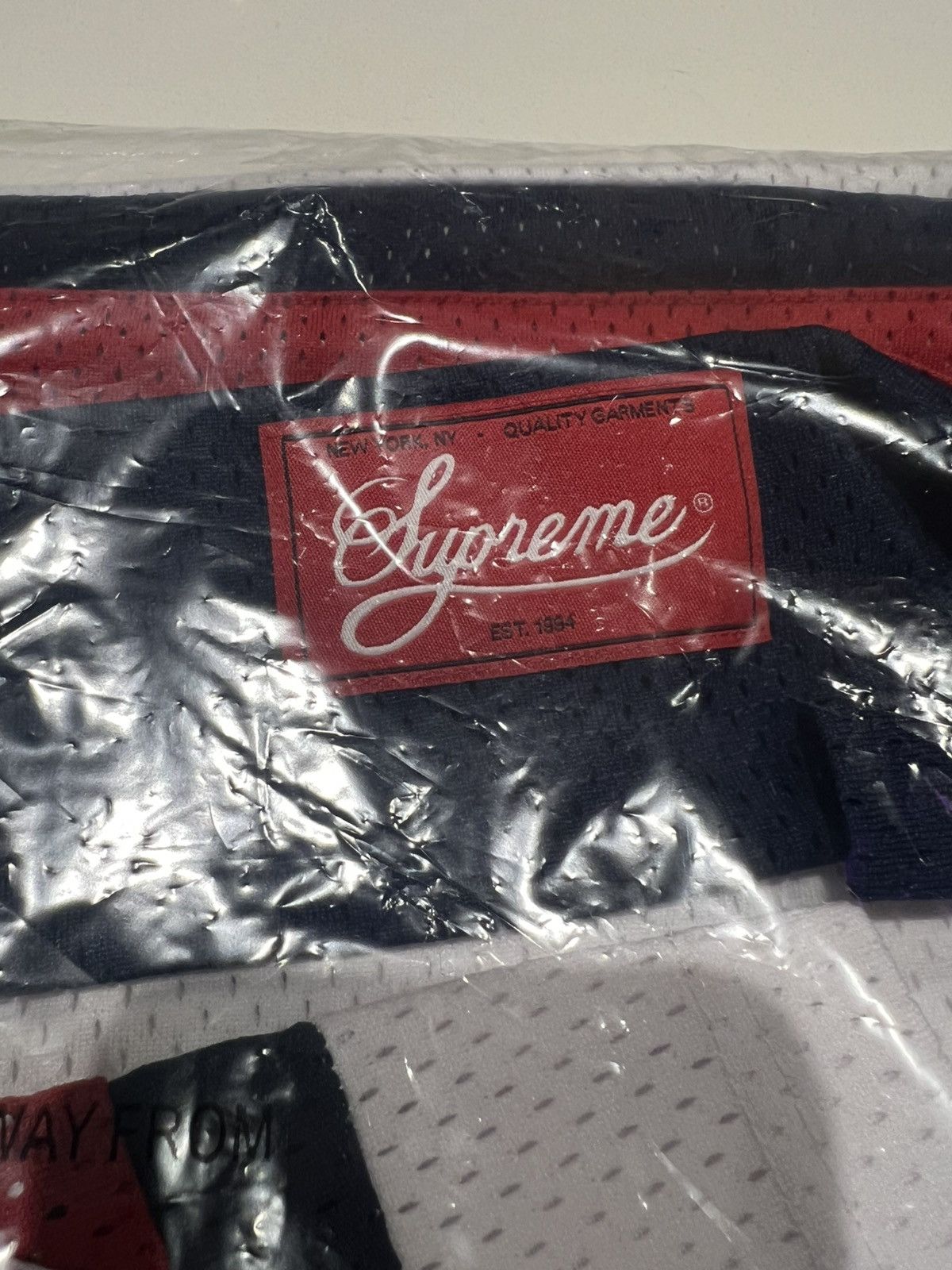 Supreme Supreme Gremlins Hockey Jersey White Large Size US L / EU 52-54 / 3 - 6 Thumbnail