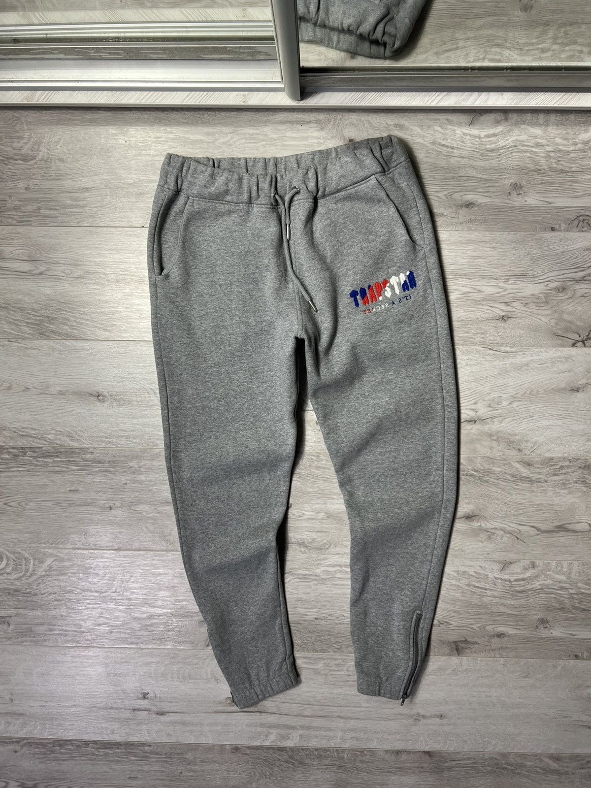 Trapstar London Rare Grey Chenille Trapstar London Tracksuit Hoodie + Pants Size US M / EU 48-50 / 2 - 8 Thumbnail