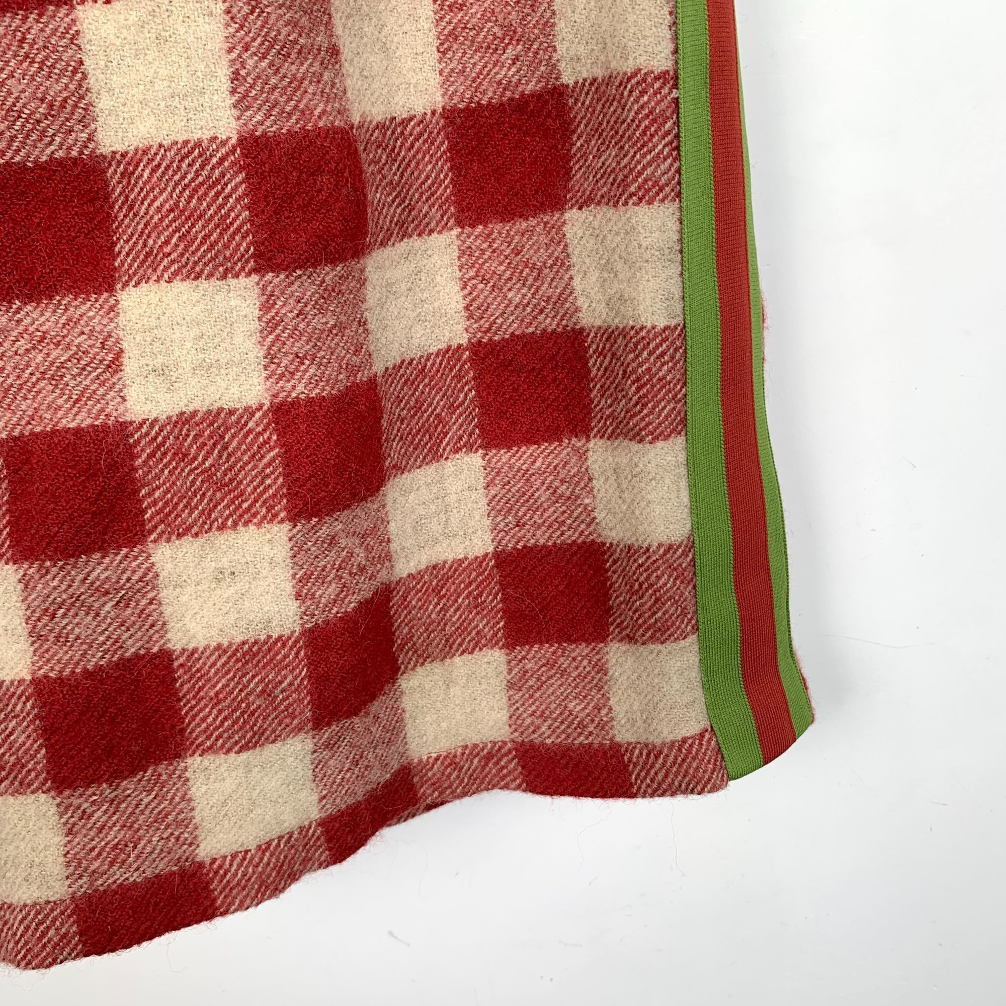 Gucci Gucci XS Red & Beige Checked Wool Drawstring Shorts With Gre Size 27" / US 4 / IT 40 - 5 Thumbnail