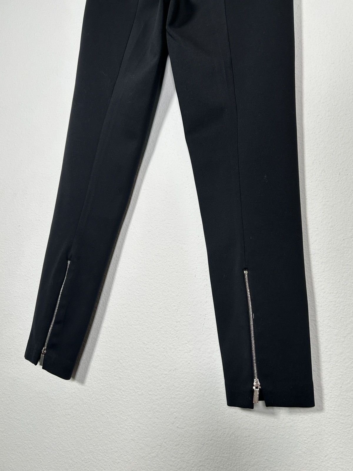 The Row SS24 Neoprene Slim Leg Pants Size 28" / US 6 / IT 42 - 4 Thumbnail