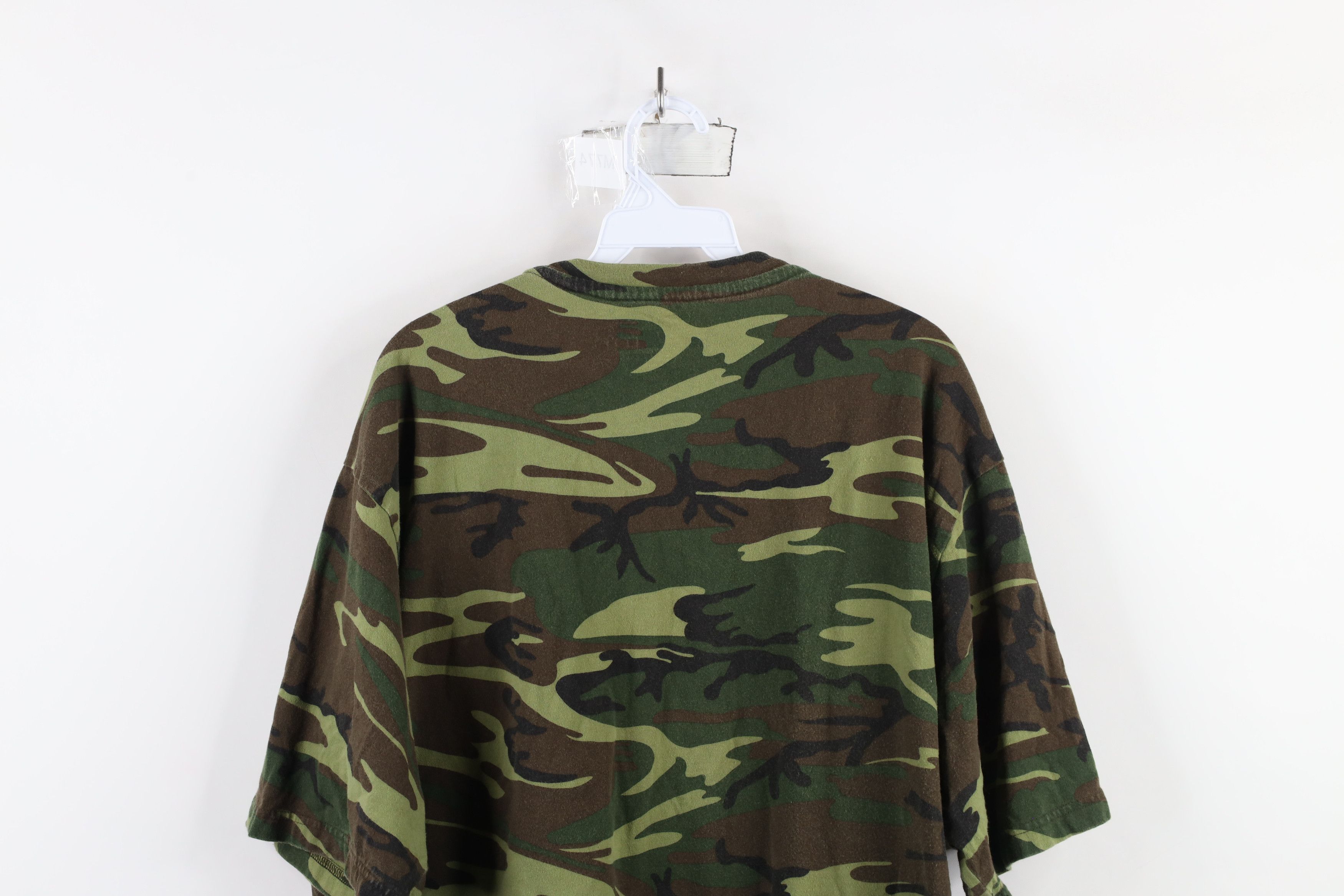 Vintage Vintage Y2K Streetwear Camouflage Pocket T-Shirt Cotton Size US XXL / EU 58 / 5 - 11 Thumbnail