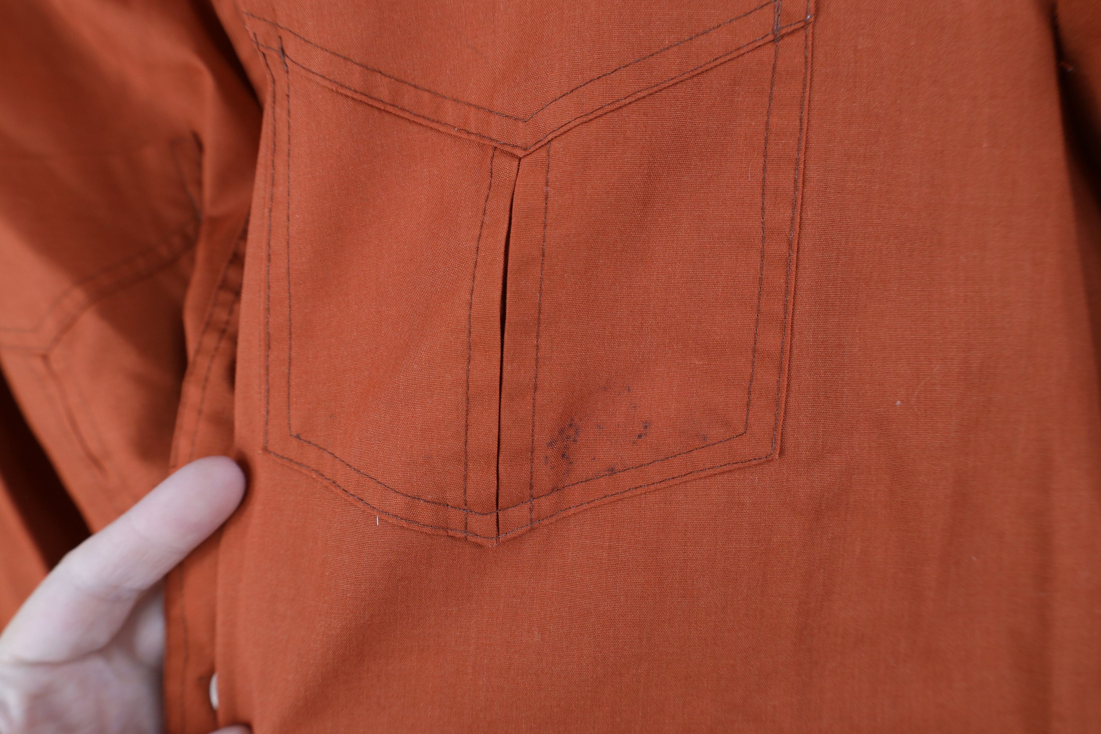 Vintage Vintage 70s Streetwear Thrashed Collared Button Shirt Orange Size US L / EU 52-54 / 3 - 4 Thumbnail
