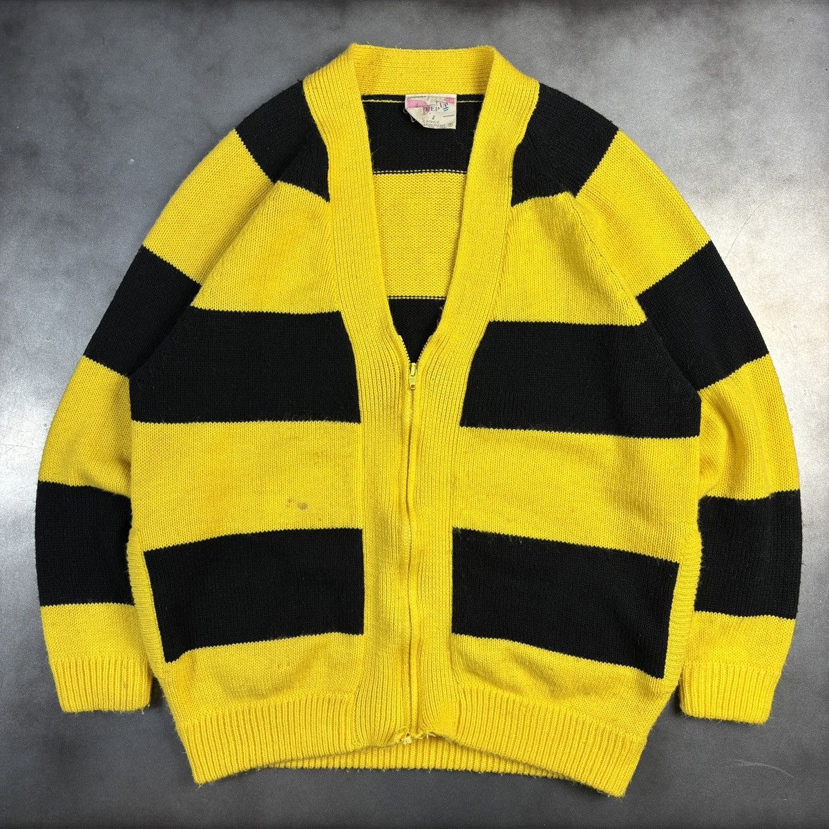 Other × Vintage 1980s Vintage Cardigan Sweater Striped Zip-Up Bumble Bee 80s Size US S / EU 44-46 / 1 - 1 Thumbnail