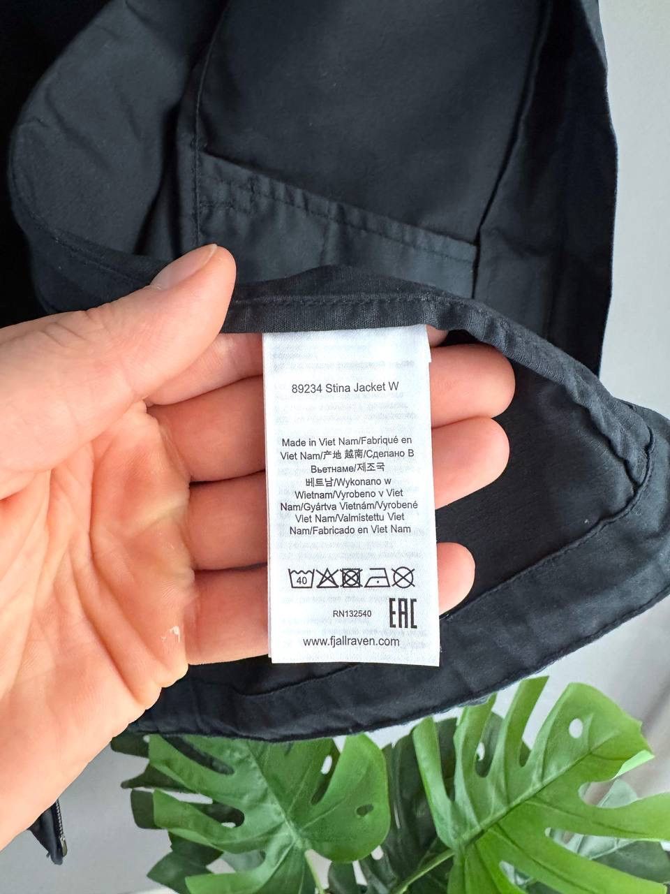 Fjallraven Fjallraven Stina G-1000 Women's Outdoor Hiking Jacket Size S Size S / US 4 / IT 40 - 18 Thumbnail