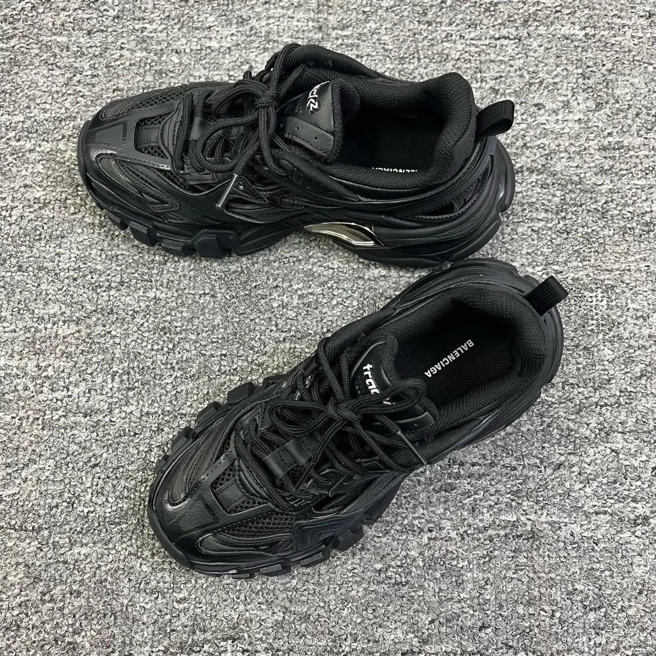 Balenciaga Balenciaga Track2 Hollow-Out Dad Shoes. Size US 5 / IT 35 - 2 Thumbnail
