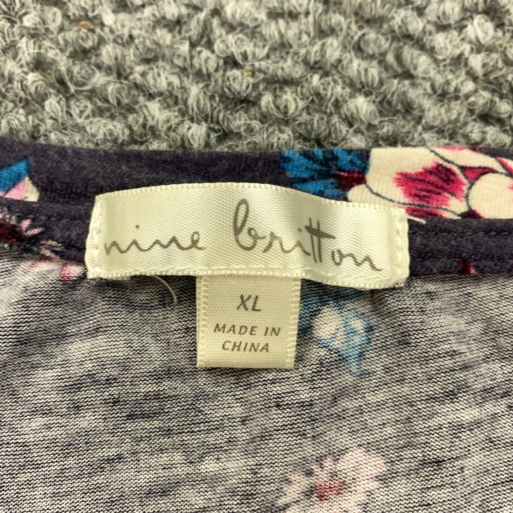 Vintage Nine Britton Shirt Blouse Womens XL Gray Floral Office Business Casual Short Sleeve Round Neck Pullover Stretch Size XL / US 12-14 / IT 48-50 - 6 Thumbnail