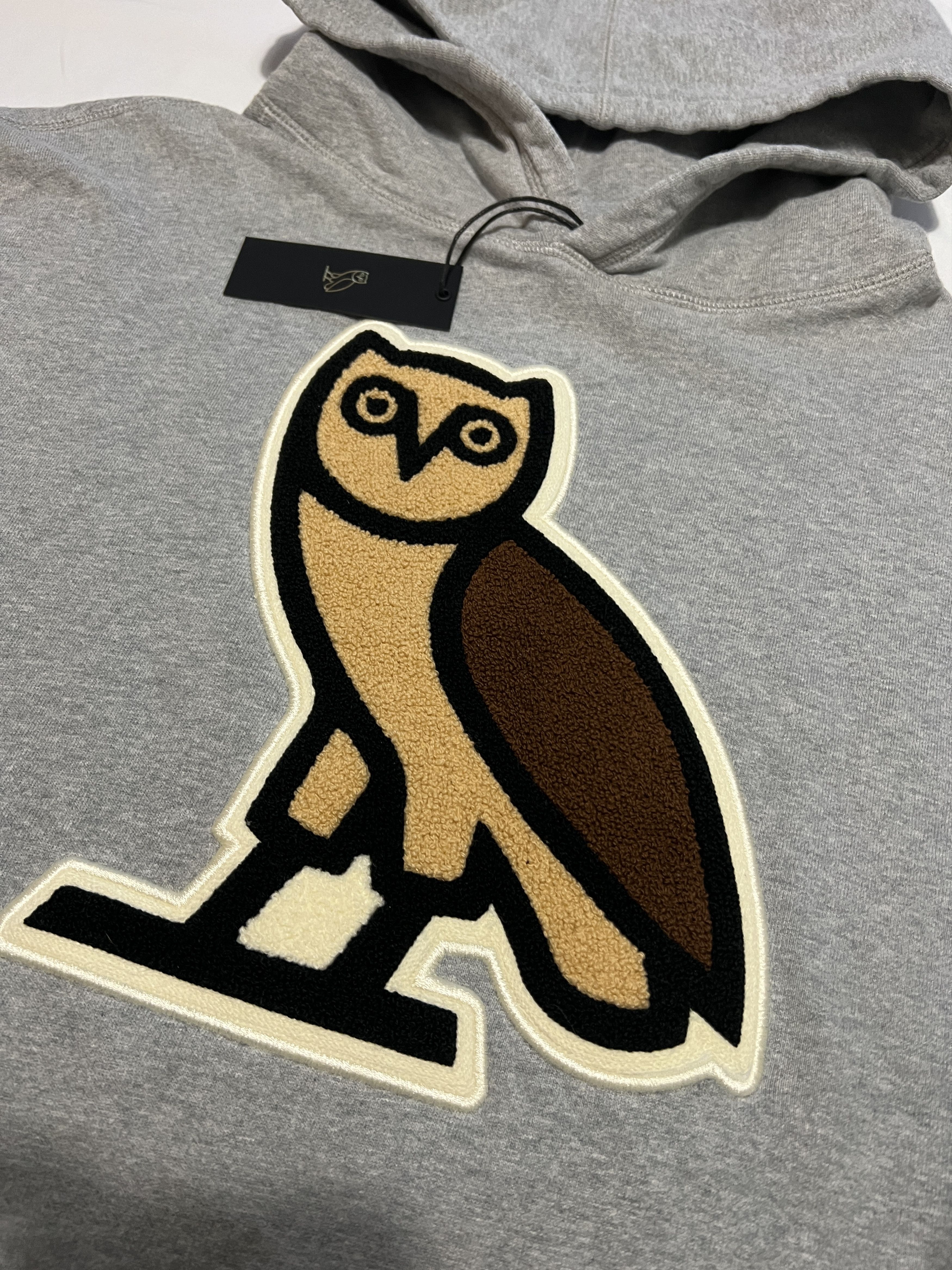 Drake OVO Chenille Bubble OG Owl Hoodie Heather Grey Size US L / EU 52-54 / 3 - 3 Thumbnail