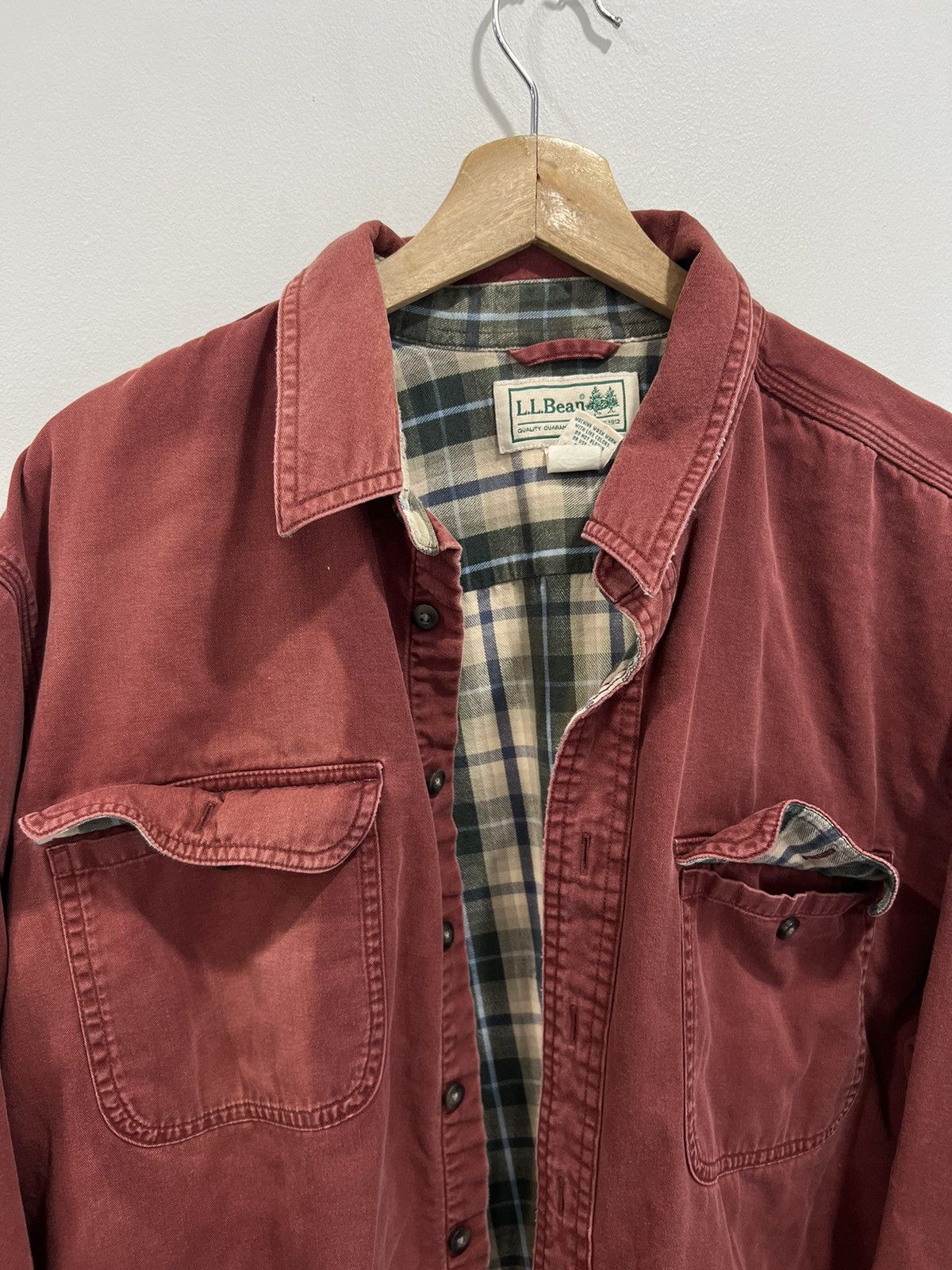 L.L. Bean Vintage LL Bean Button Up Shirt Plaid Lined burgandy brick Size US XL / EU 56 / 4 - 2 Thumbnail