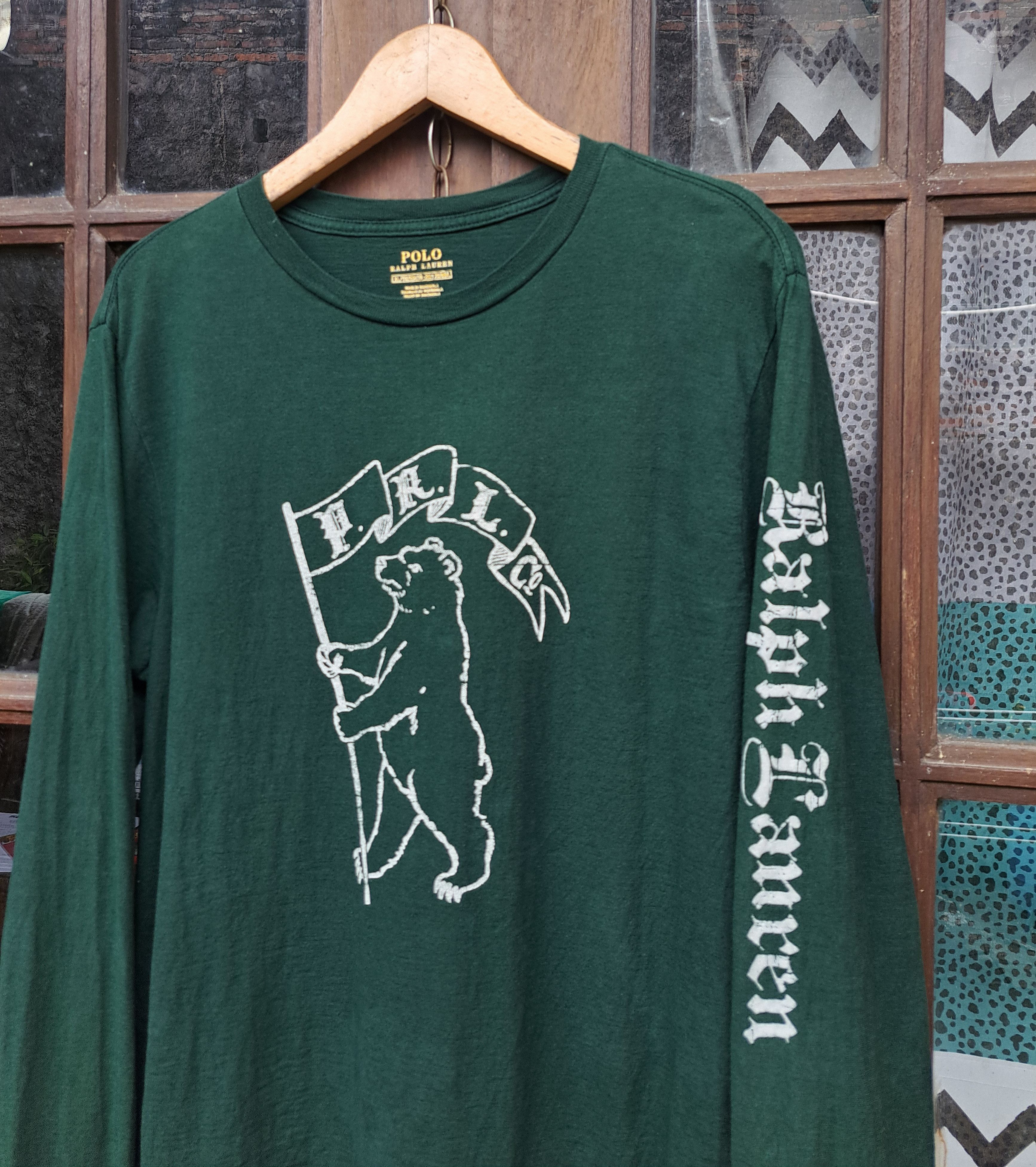 Polo Ralph Lauren Polo Ralph Lauren Boys XL (18-20) Polo Bear Spellout Tshirt Size US XL / EU 56 / 4 - 2 Thumbnail
