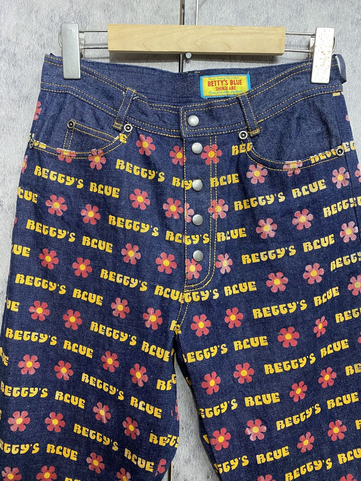 Angel Blue Y2K Betty's Blue Shinji Abe flared full print Size 28" / US 6 / IT 42 - 2 Thumbnail