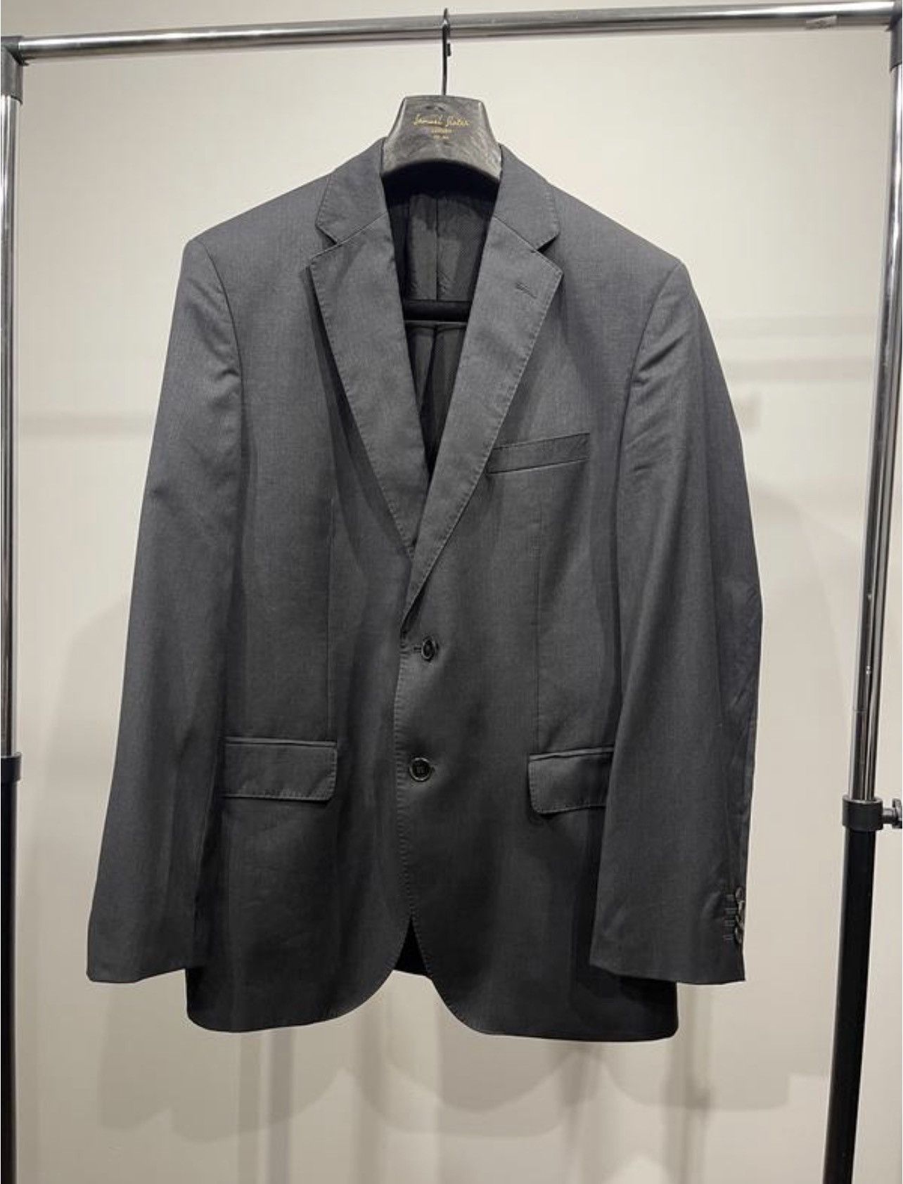 Hugo Boss Hugo boss blazer gray classic jacket 42R Size 42R - 1 Thumbnail