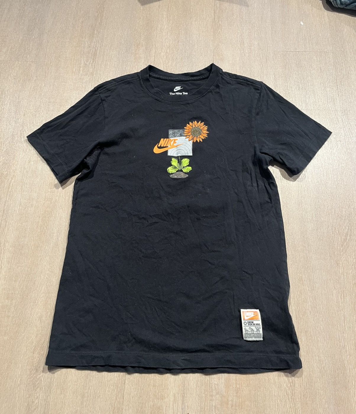 Supreme Nike Shirt Large Size US S / EU 44-46 / 1 - 3 Thumbnail