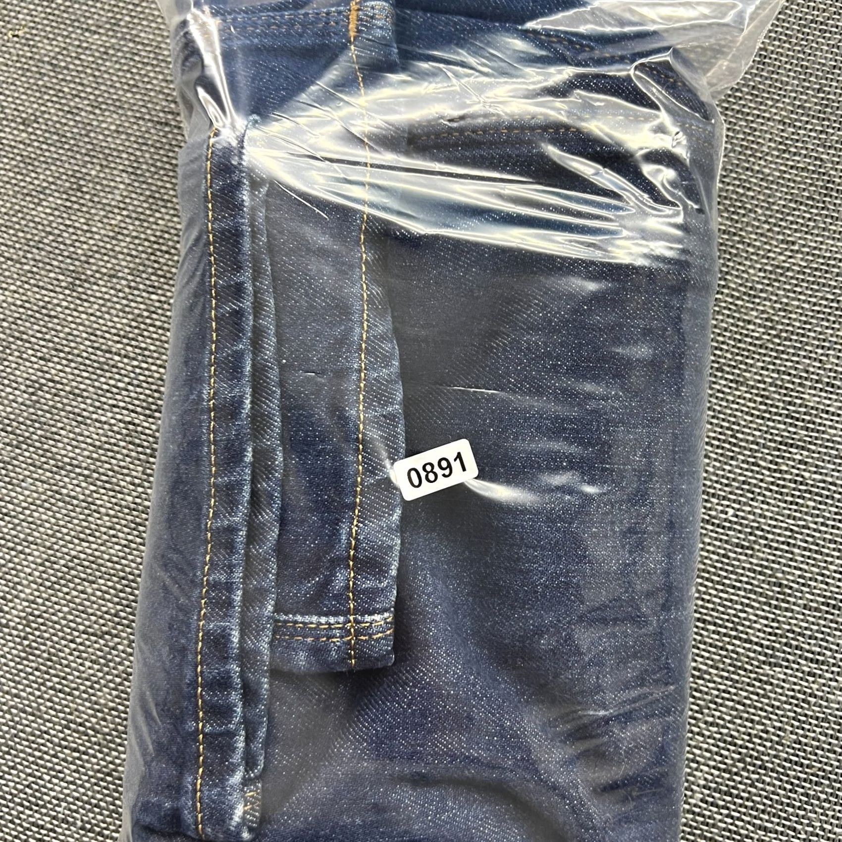 Acne Studios Acne Studios Jeans Mens W32 L34 Dark Blue Denim Straight Low Rise Slim Pattern: Solid Bla Konst Mfg Denim Size US 30 / EU 46 - 2 Thumbnail