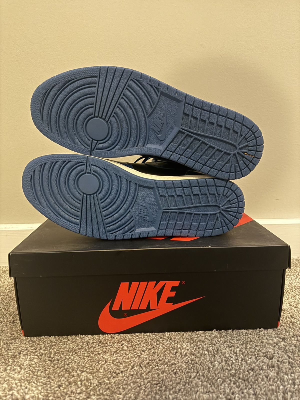 Jordan Brand Air Jordan 1 Retro High OG “Blue Marina” Size US 12 / EU 45 - 3 Thumbnail