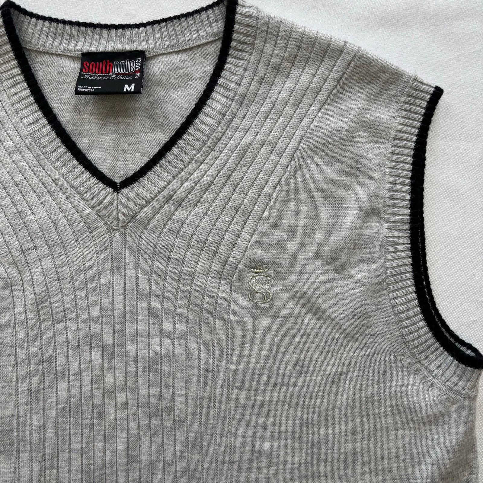 Southpole Southpole Authentic Collection Gray V-Neck Sweater Vest M Size US M / EU 48-50 / 2 - 5 Thumbnail