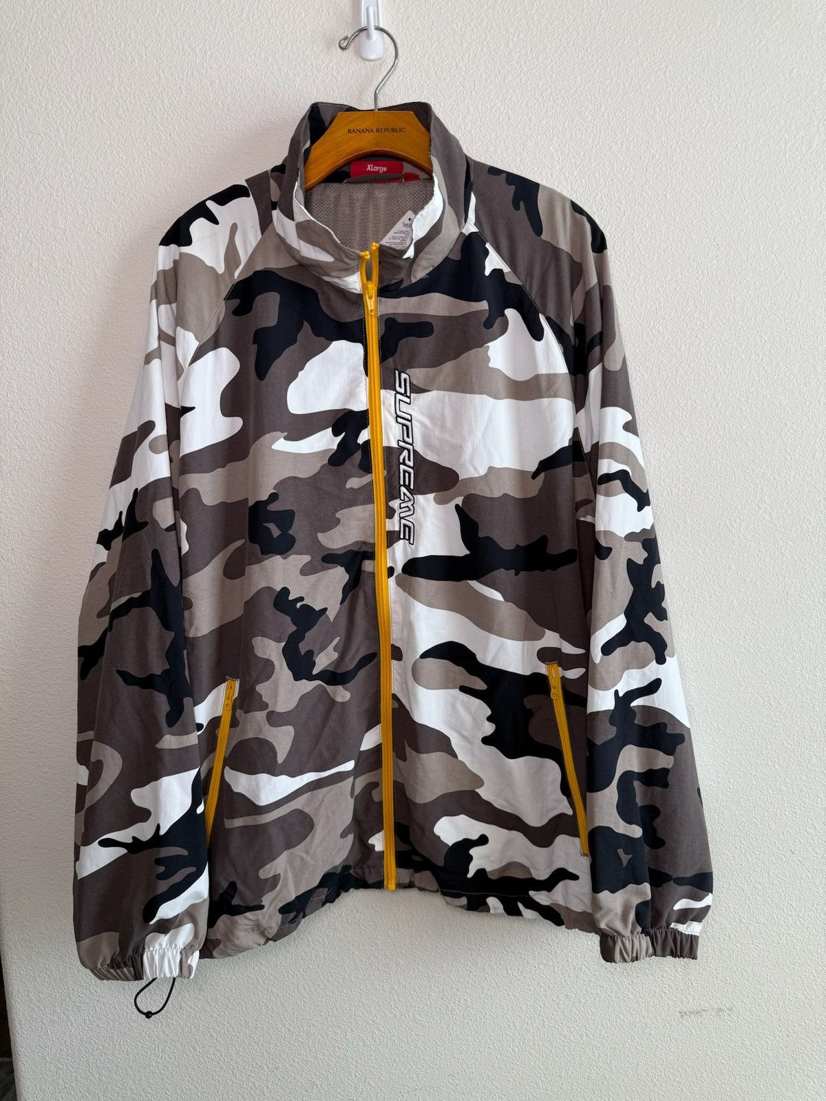 Supreme SUPREME CONTRAST ZIP TRACK JACKET BLACK(SS25) | Grailed